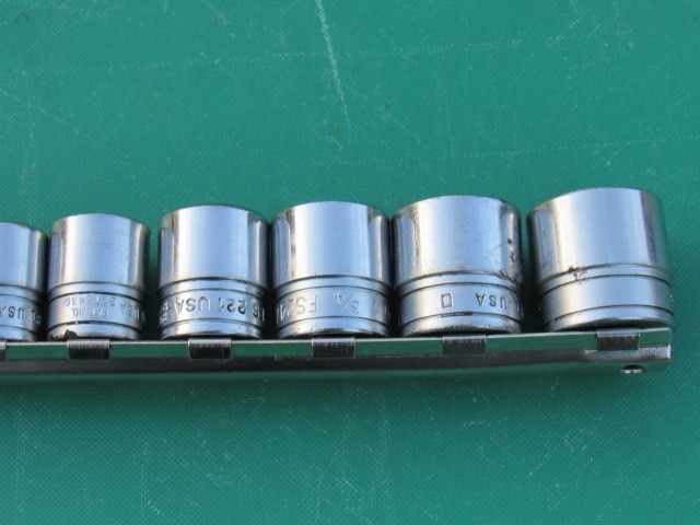 SNAP-ON 211FSY 3/8″ DRIVE 11PC SAE 6PT SHALLOW SOCKET SET 1/4″ – 7/8″ UNDERLINE