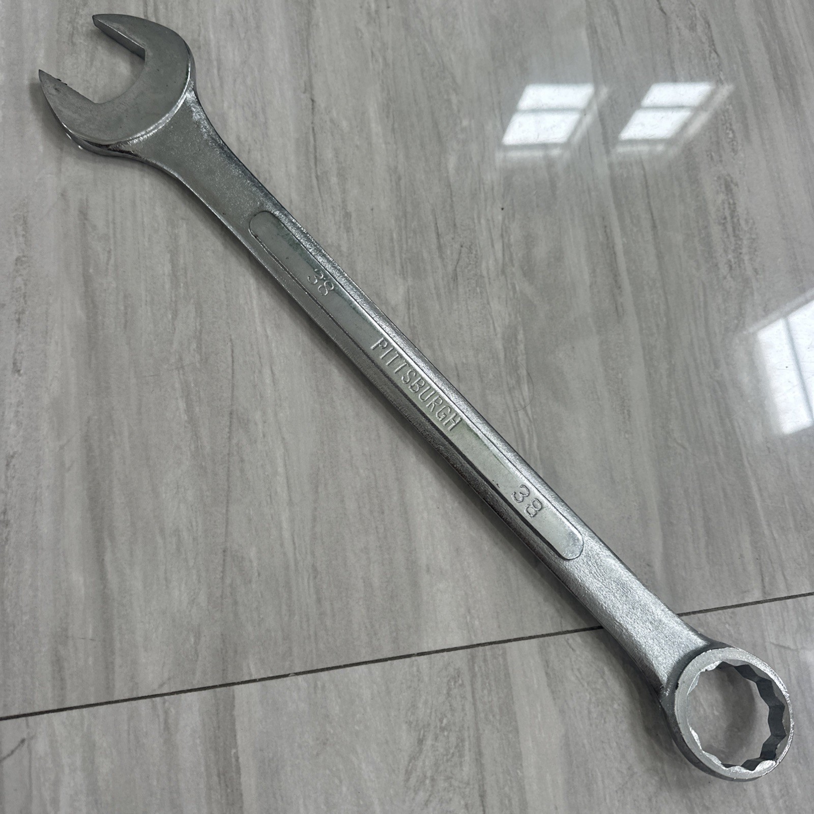 Pittsburgh 38mm Jumbo Combination Wrench 12 Point