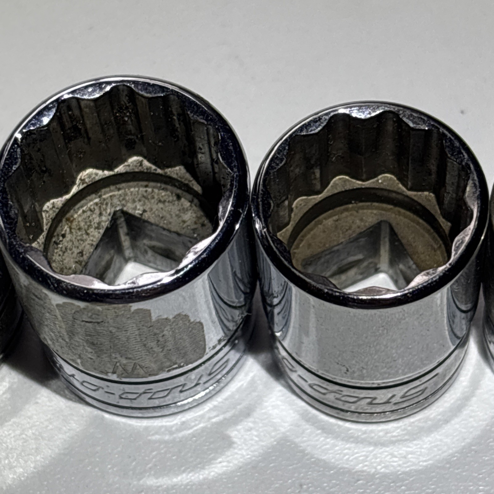 Snap-on Tools 12-Piece 1/4″ – 15/16″ Drive 12-Point Shallow Socket Set 🇺🇸 Nice