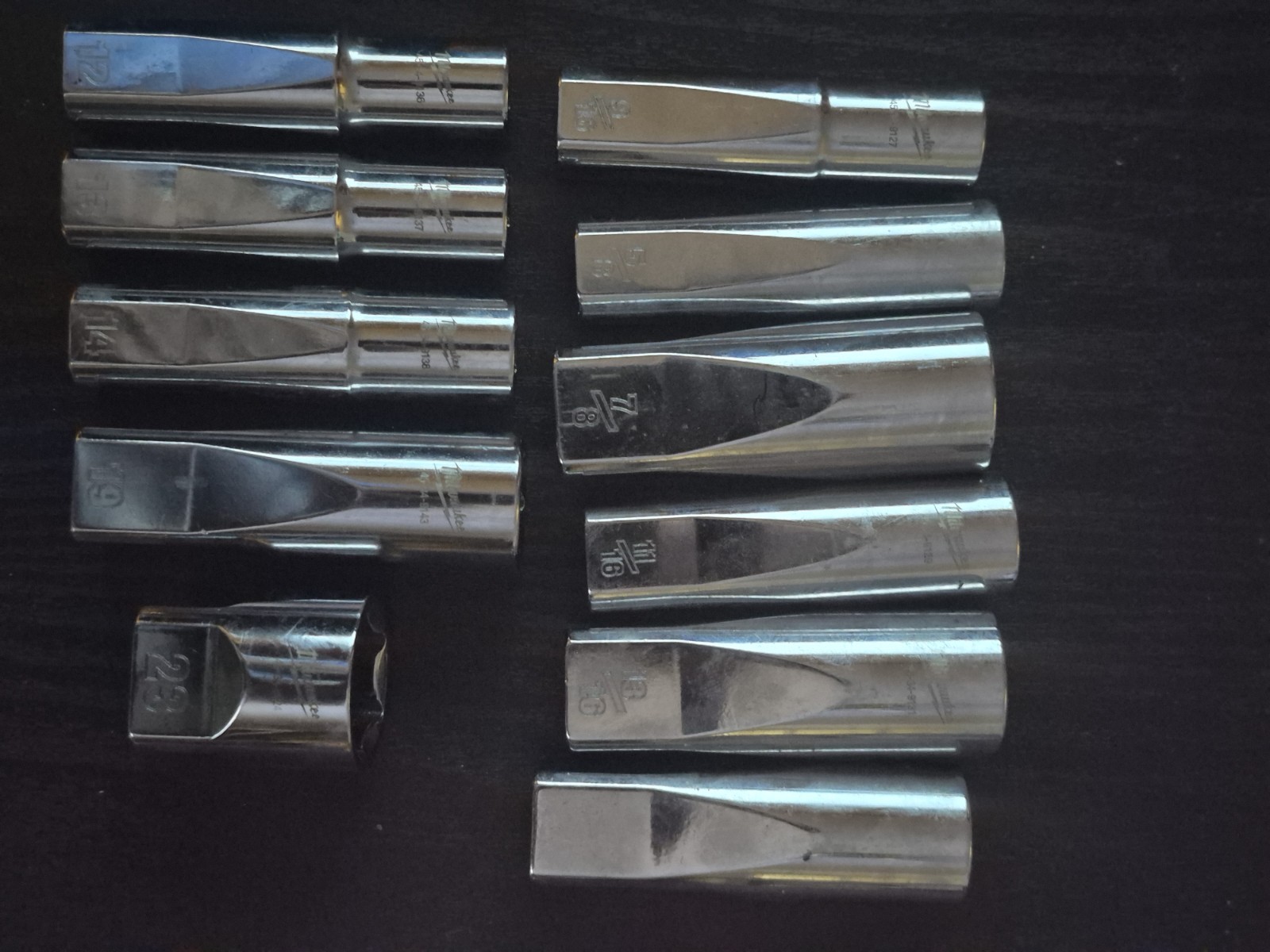 11-Milwaukee 1/2 sockets