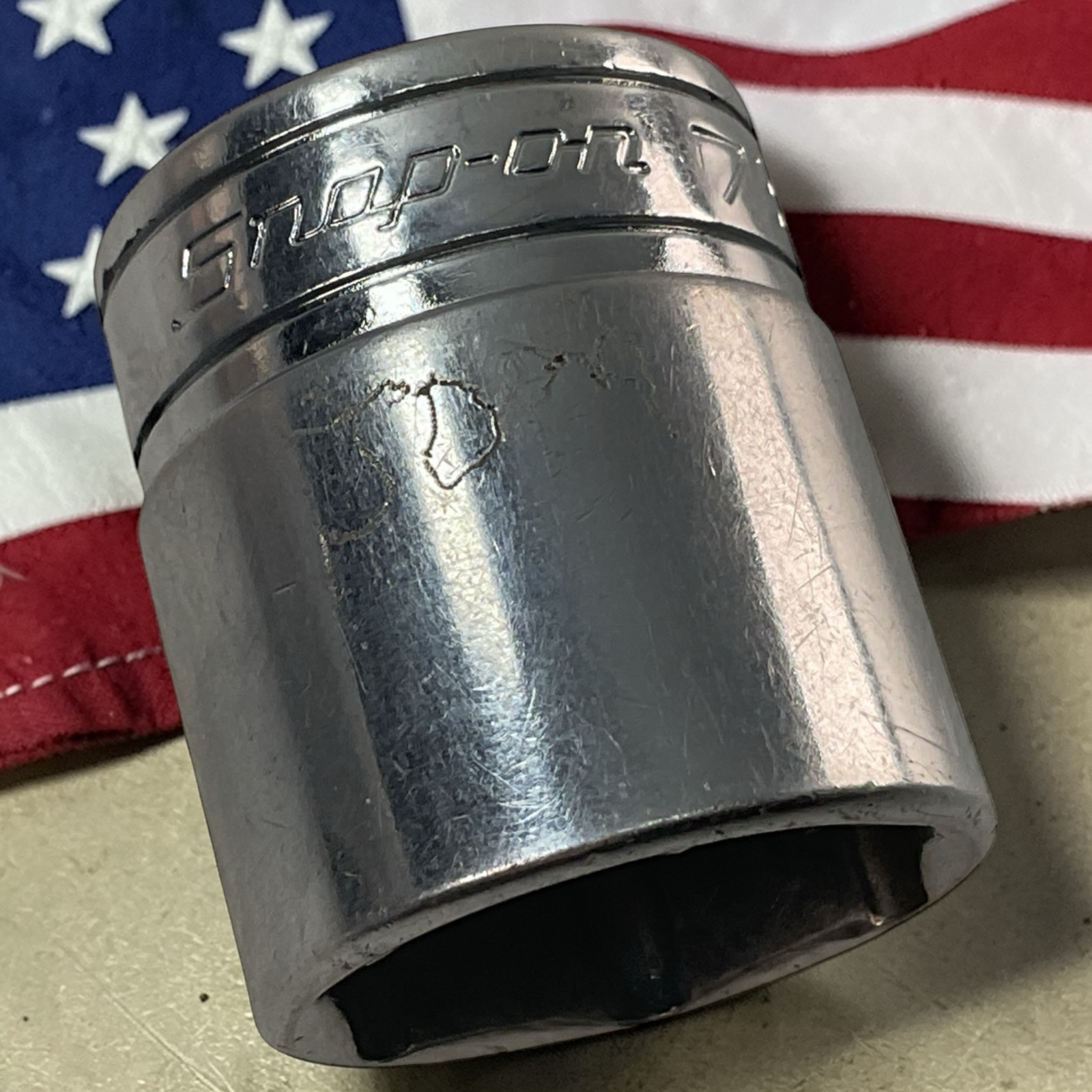 Snap-On Shallow Socket 7/8″ FS281 3/8″ Drive 6 Pt Chrome As Pictured Mech Tool