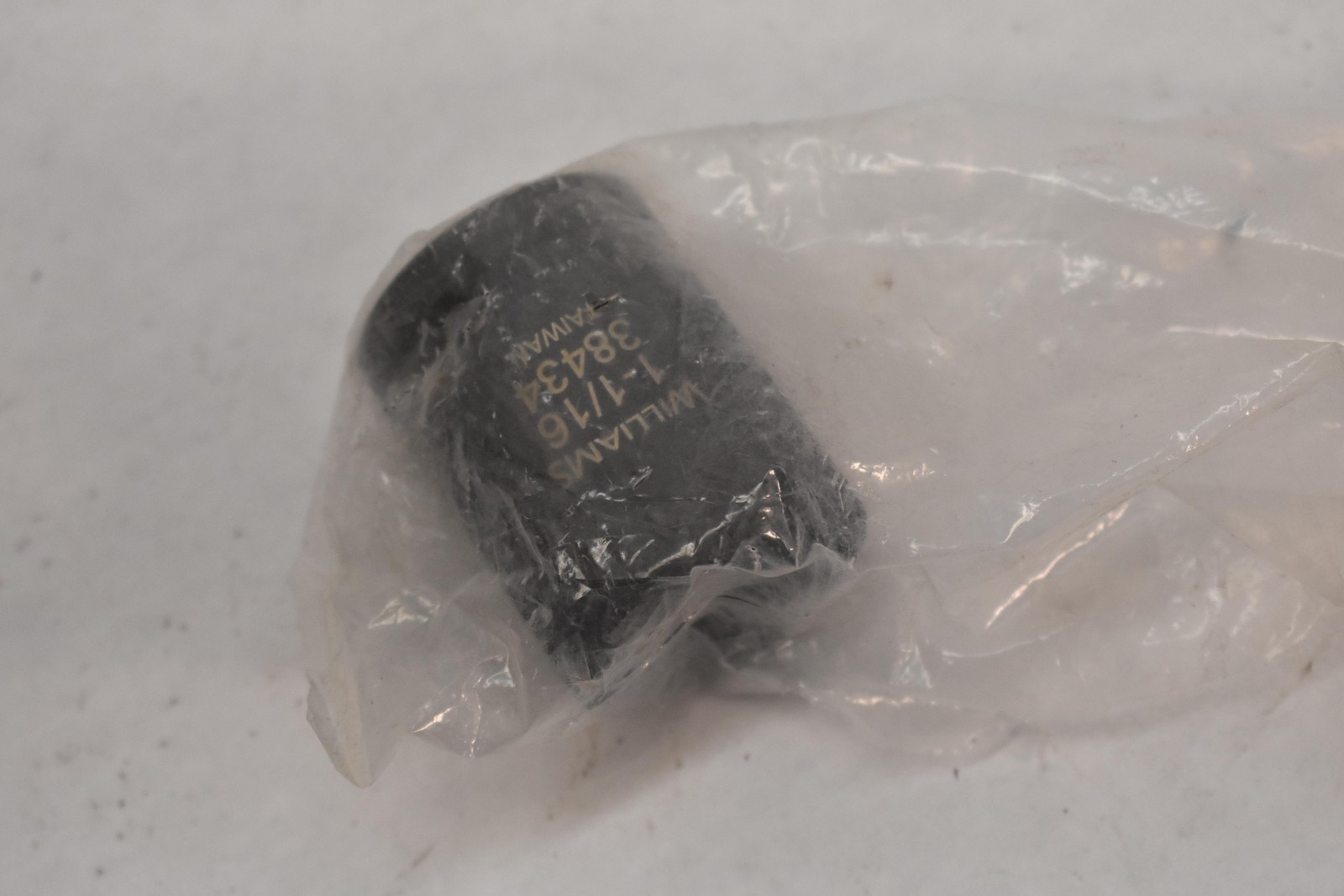 Williams 38434 1-1/16 In SAE Impact Socket 6 Point Black Steel New Other