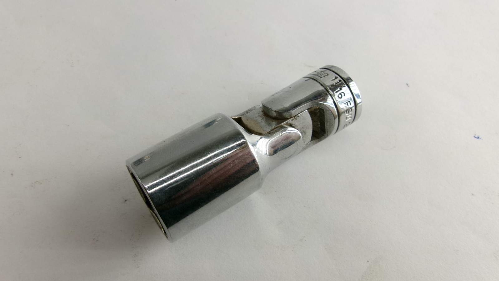 Snap-on tools USA 3/8 drive 11/16″ Semi Deep 6 point Swivel Socket FSU22 Nice!