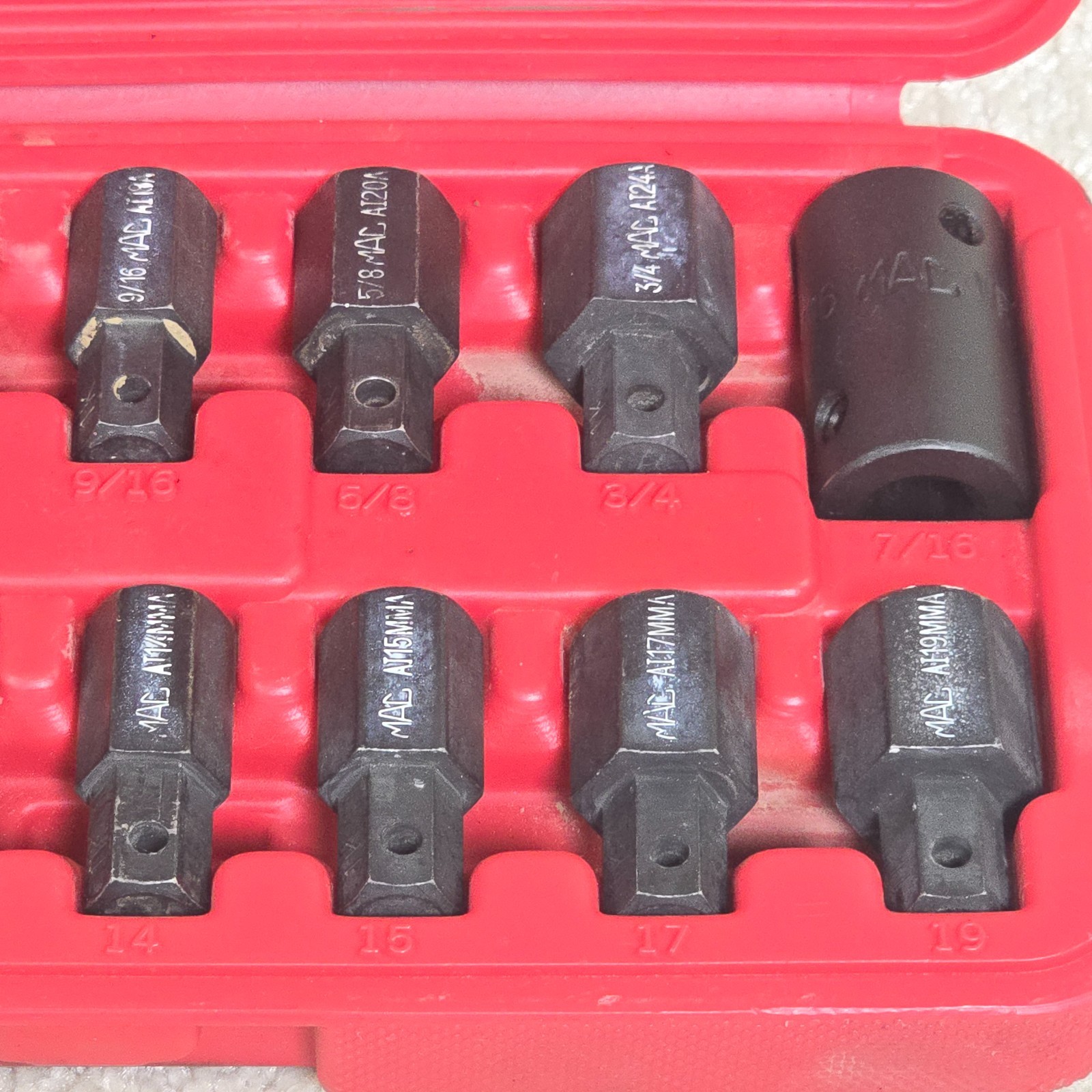 Mac Tools 16pc Hex Bit Driver Set Metric SAE SVA15B Case 8mm-19mm