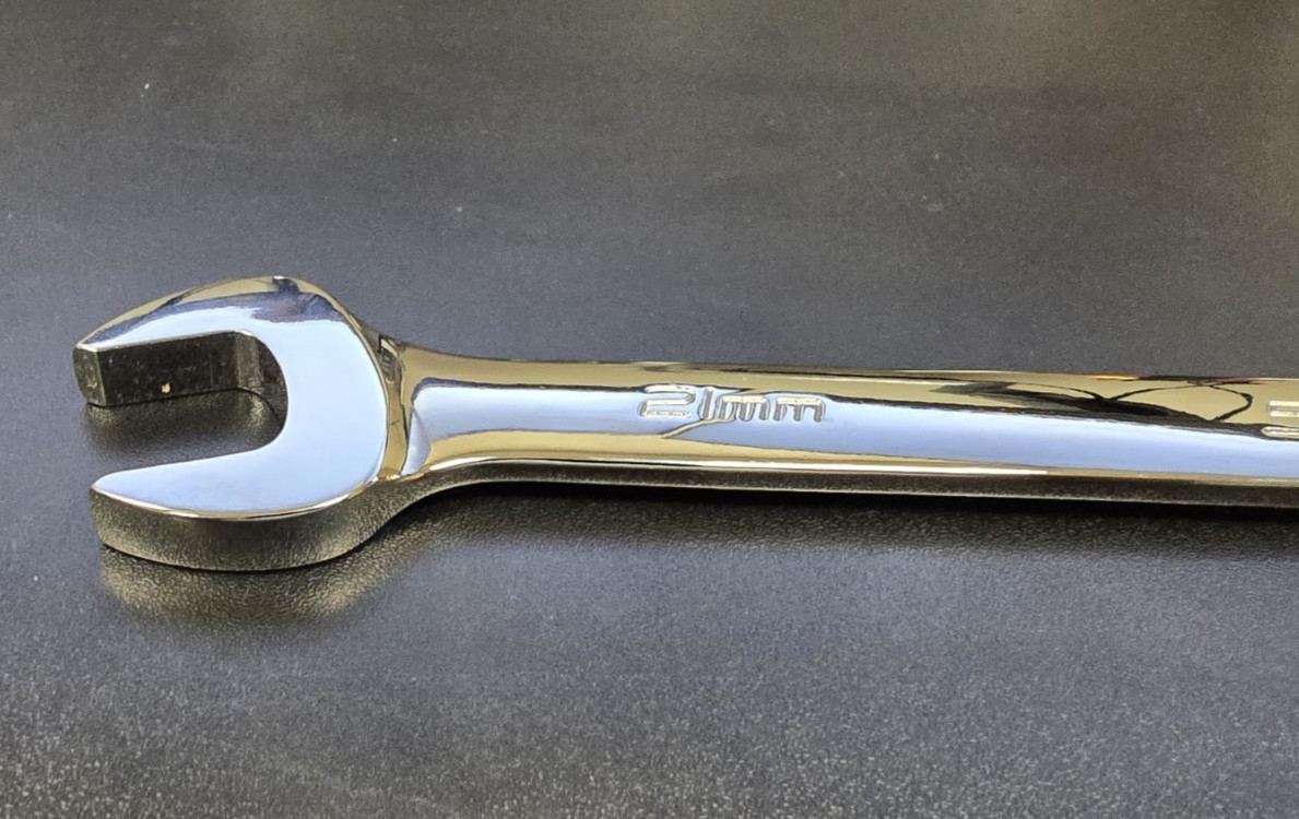 SNAP-ON TOOLS USA NEW 21mm Metric Standard 12 Point Chrome Combo Wrench OEXM210B