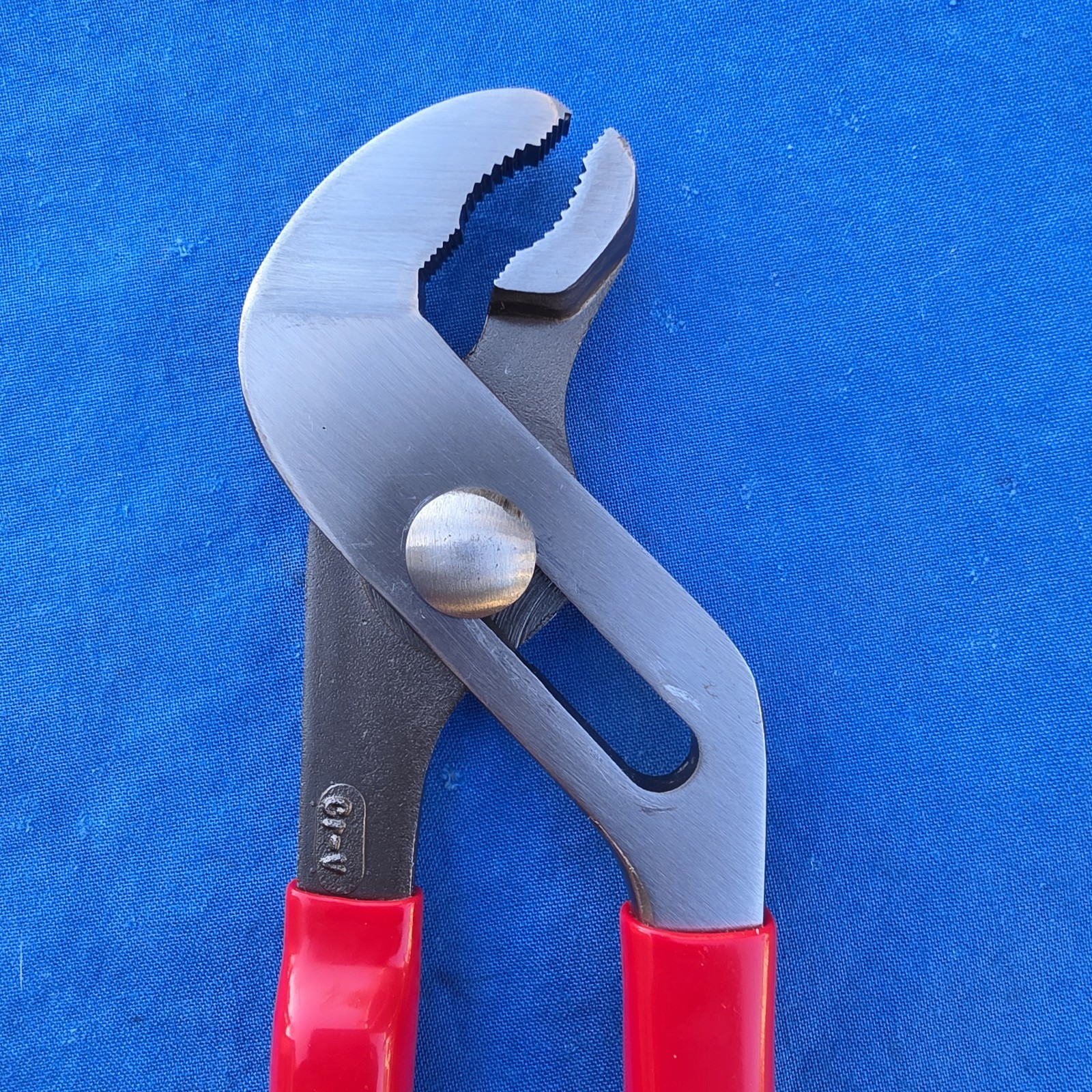 Mac Tools P310947 10” Adjustable Joint Pliers