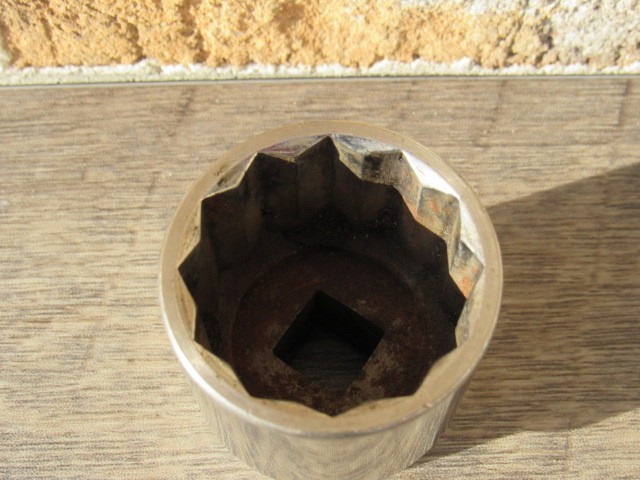 MATCO C422 1/2″ DRIVE 1 5/16″ CHROME SHALLOW 12 POINT 1 & 5/16″ C 422 SOCKET SAE