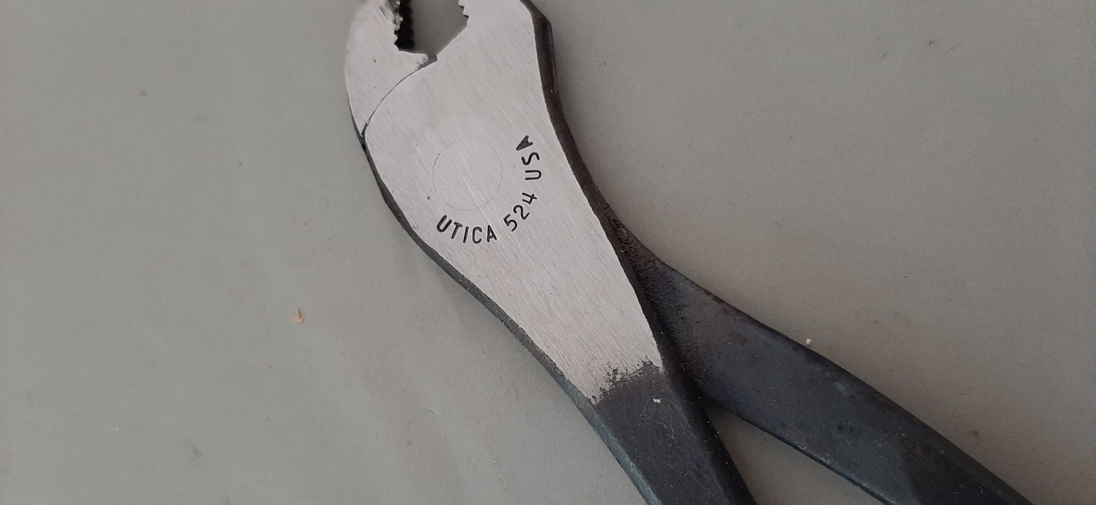 NOS Vintage Utica Tools 524 Angle Nose Battery Terminal Pliers Made in USA 3B