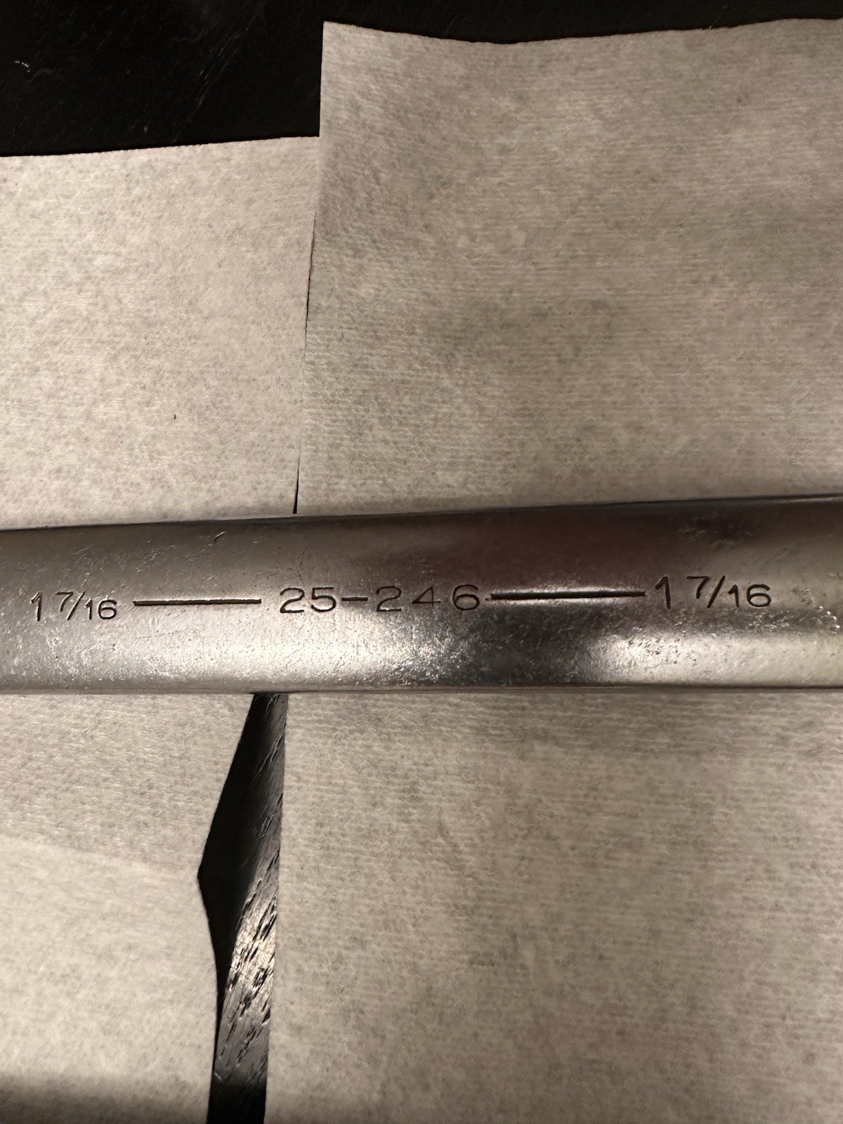 ARMSTRONG. COMB. WRENCH- 1-7/16″ OPG 12-PT LONG. 2 Wrenchs