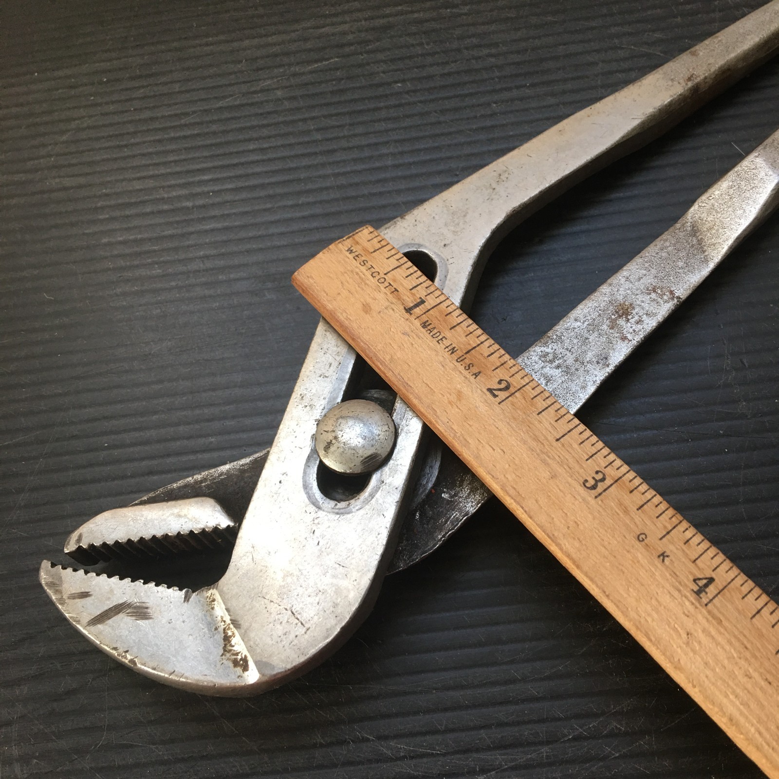 Vintage Truecraft K512G Cr-V Forged Top Pliers Slip Joint Groove Joint 12″ Japan
