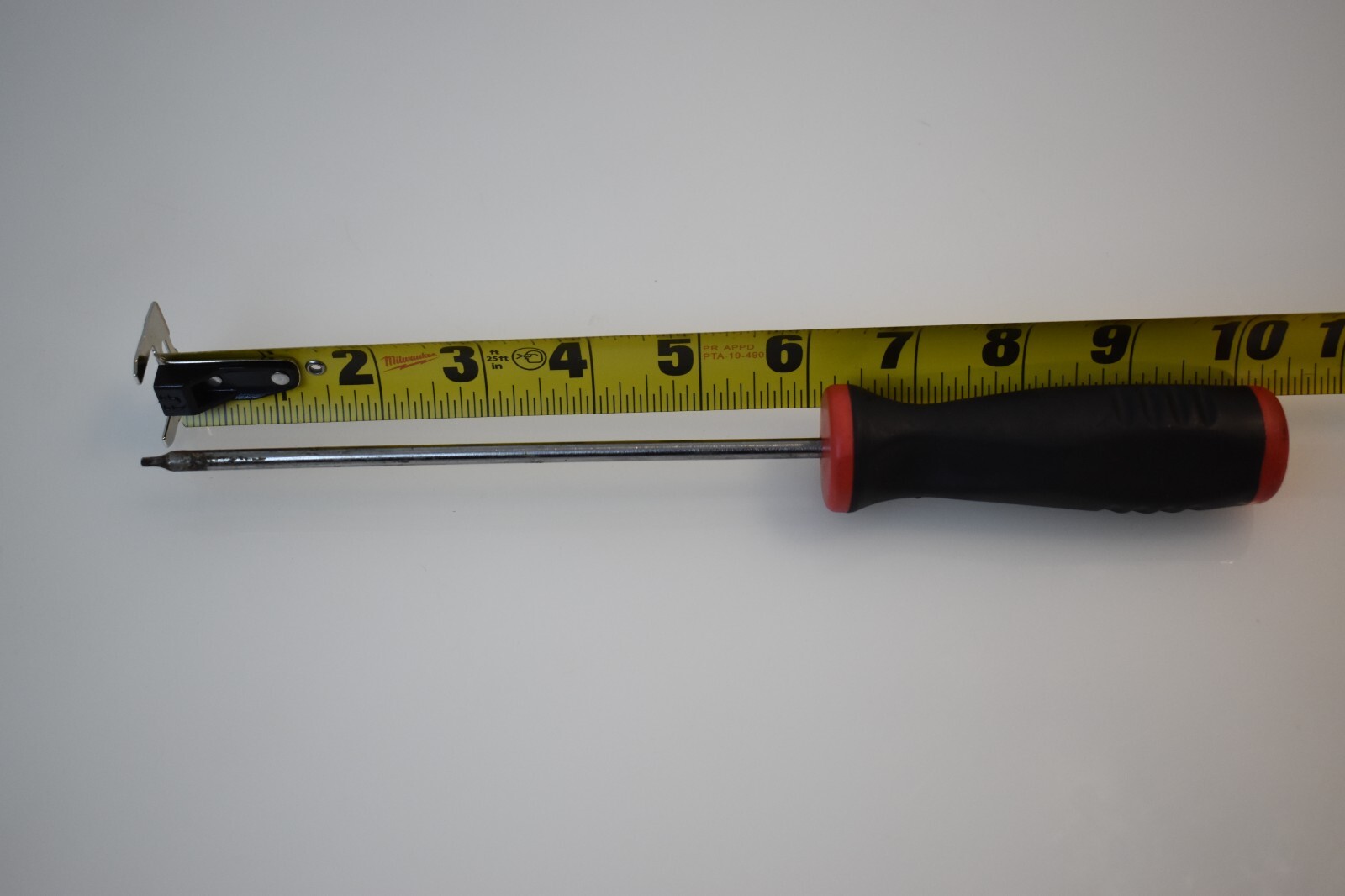 Snap on Tools SGDTRX608 T8 TORX Tamper-Resistant Screwdriver Soft Grip Red Black