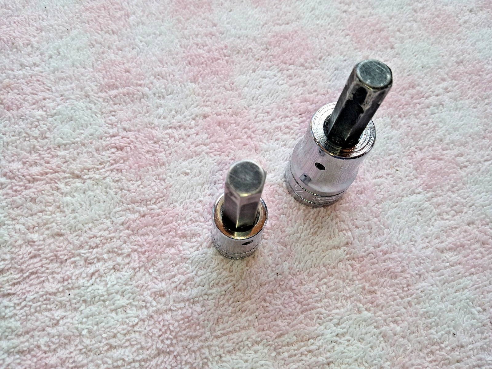 SNAP-ON HEX ALLEN SOCKETS 3/8 EXC COND 3/8 and 1/2 dr NO DAMAGE NICE CHROME gift
