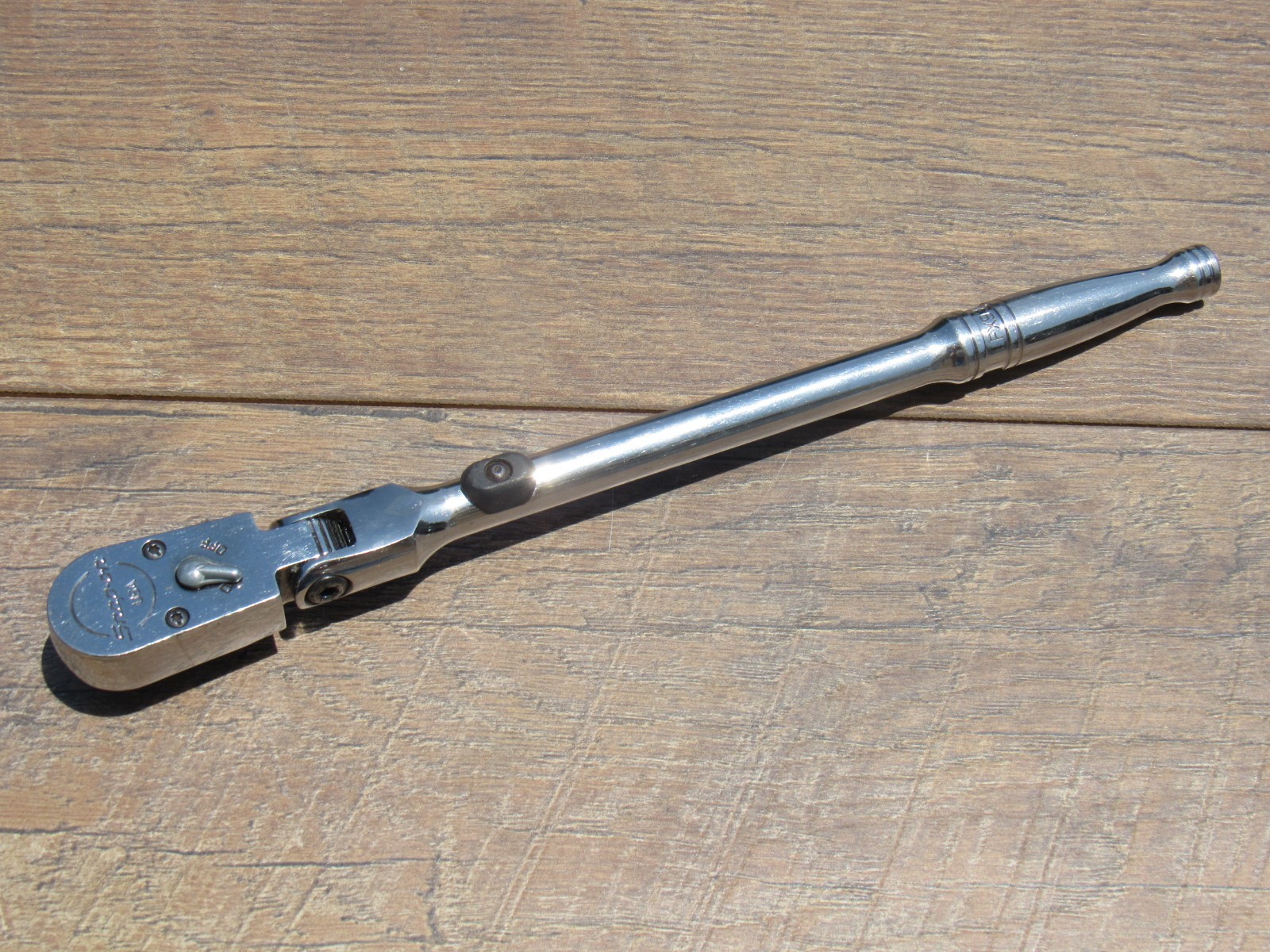 SNAP ON 3/8″ DRIVE FX936A LONG HANDLE LOCKING FLEX HEAD RATCHET NEW LOGO 11.5″