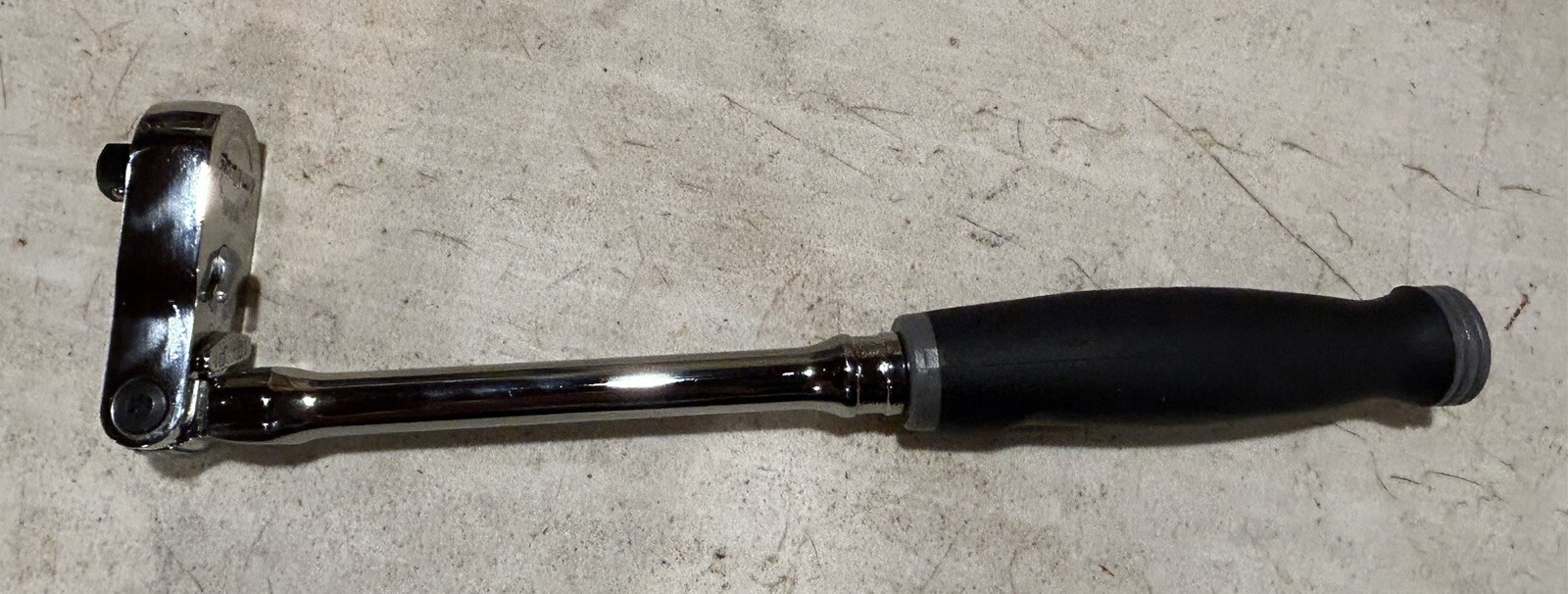Snap-on Tools TITANIUM 3/8″ Drive Soft Grip Long Locking Flex Ratchet FHLX80BDT