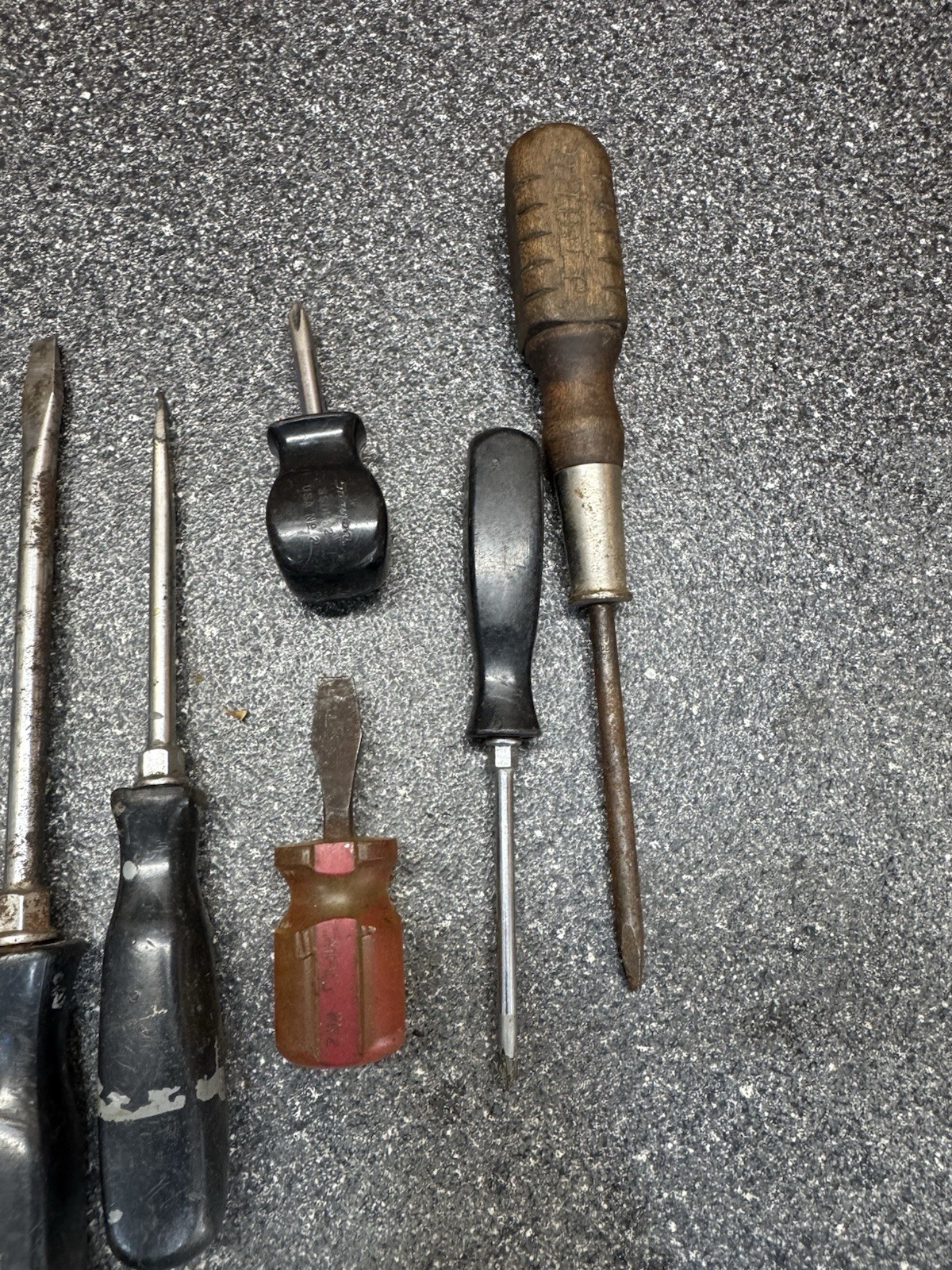 Lot of 17 Mac Snap-on Screwdrivers Phillips and Flatblade