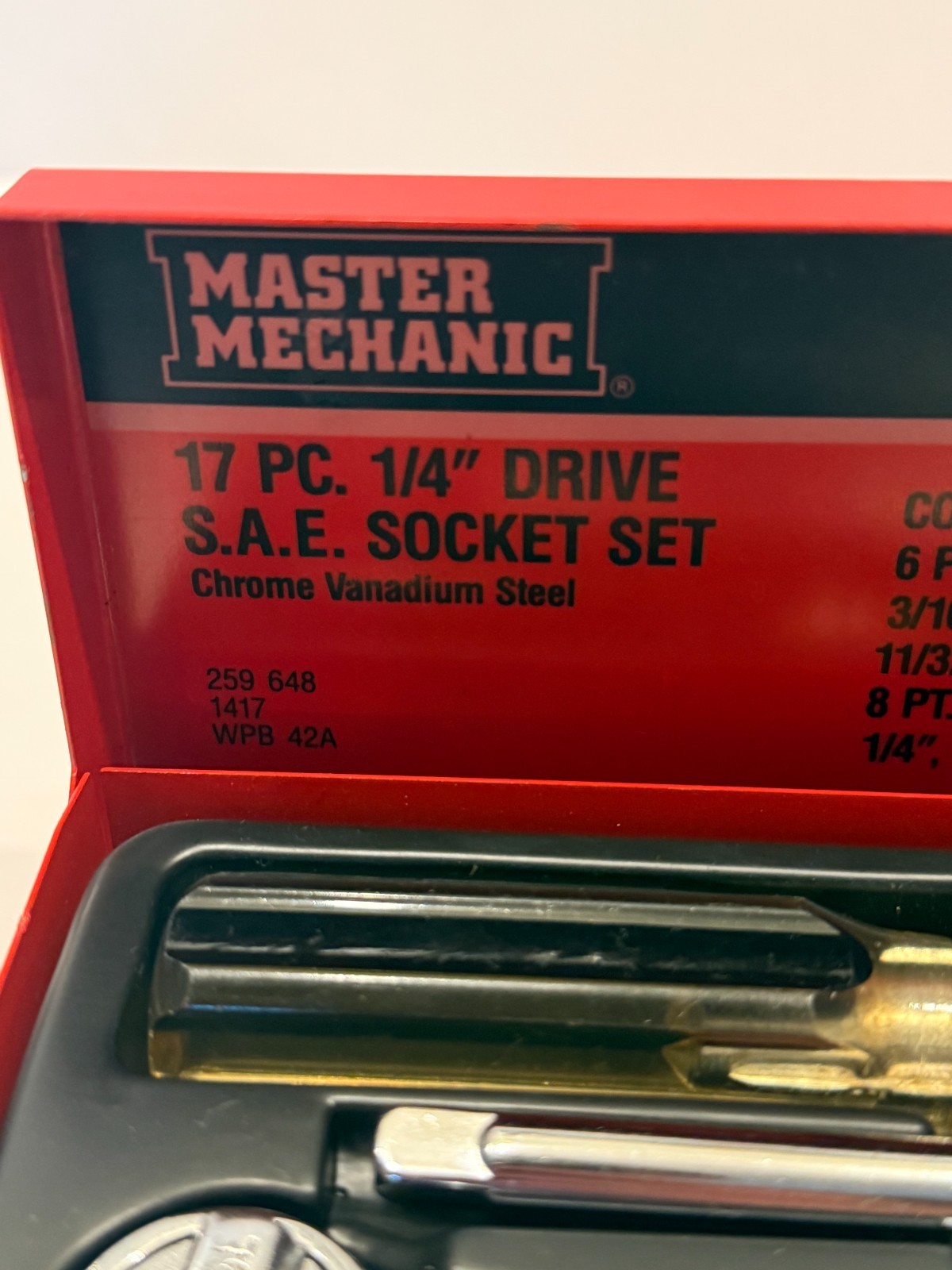 Master Mechanic 17 Pc 1/4” Drive SAE Socket Set Chrome Vanadium Metal Case