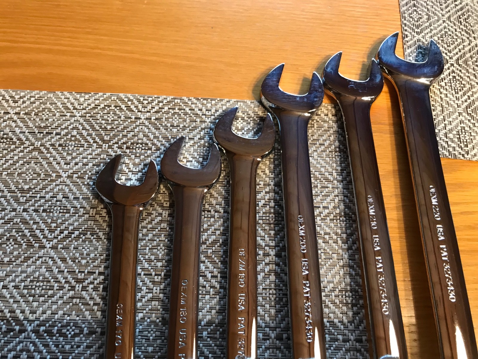 Snap-on OEXM713 – 13 Piece Metric Standard Handle 12Pt Combination Wrench Nice !