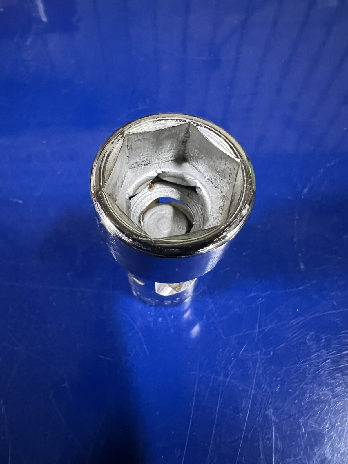 3/8″ dr 6-pt 11/16″ SWIVEL SOCKET BLACKHAWK # 30222