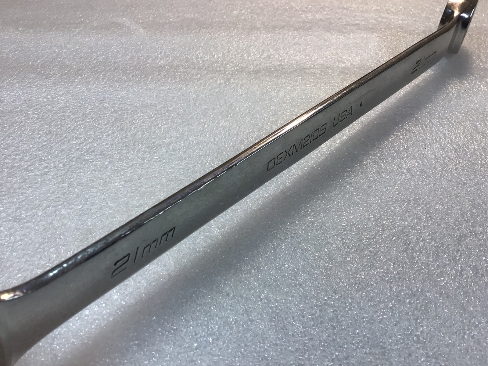 SNAP ON#OEXM210B – 21 mm, Chrome, COMBINATION WRENCH, 12 Pt., Flank Dr.-USA-NICE