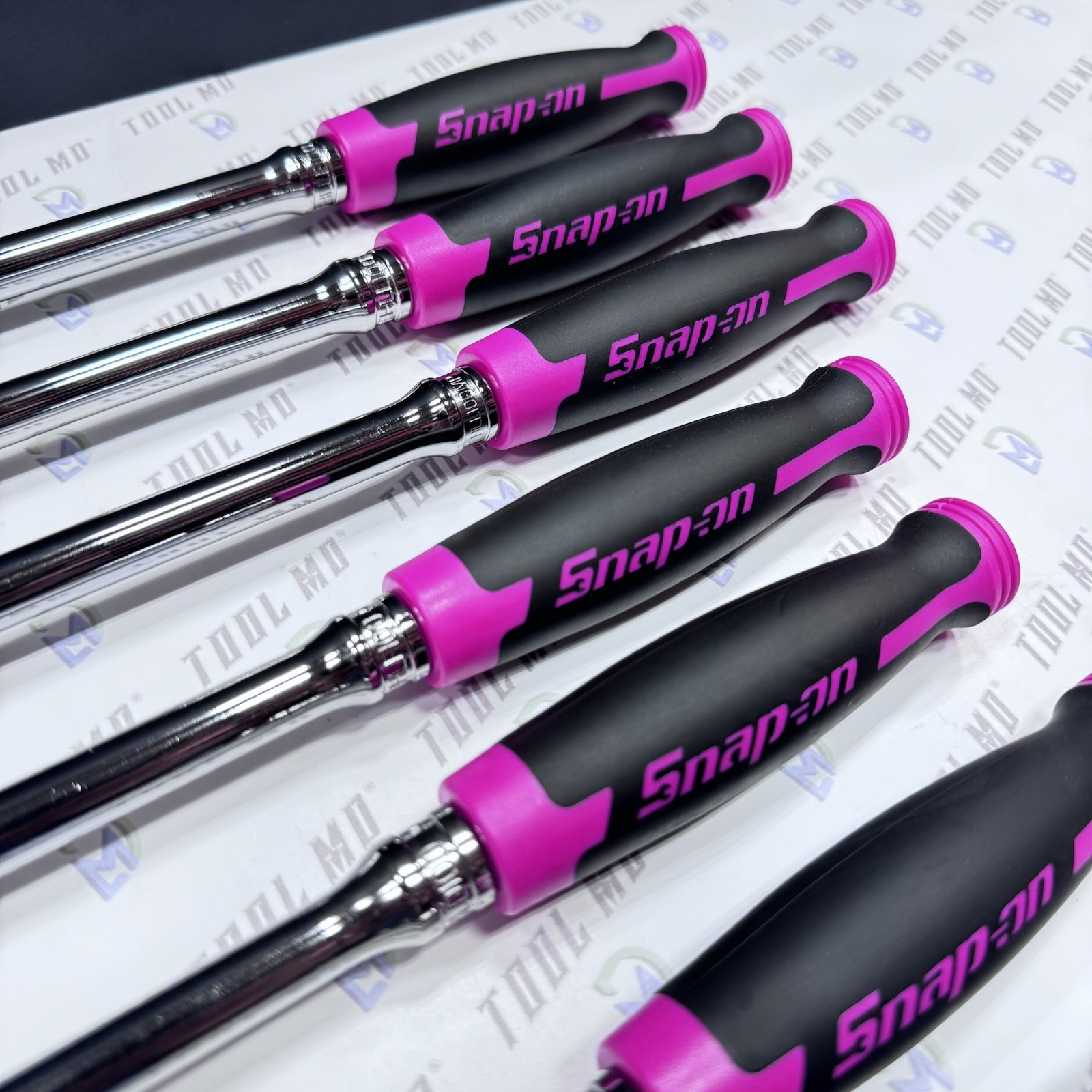 Snap-on Tools USA NEW ELECTRIC PINK 9pc 3/8″ Drive 100 Tooth Cynergy Ratchet Set