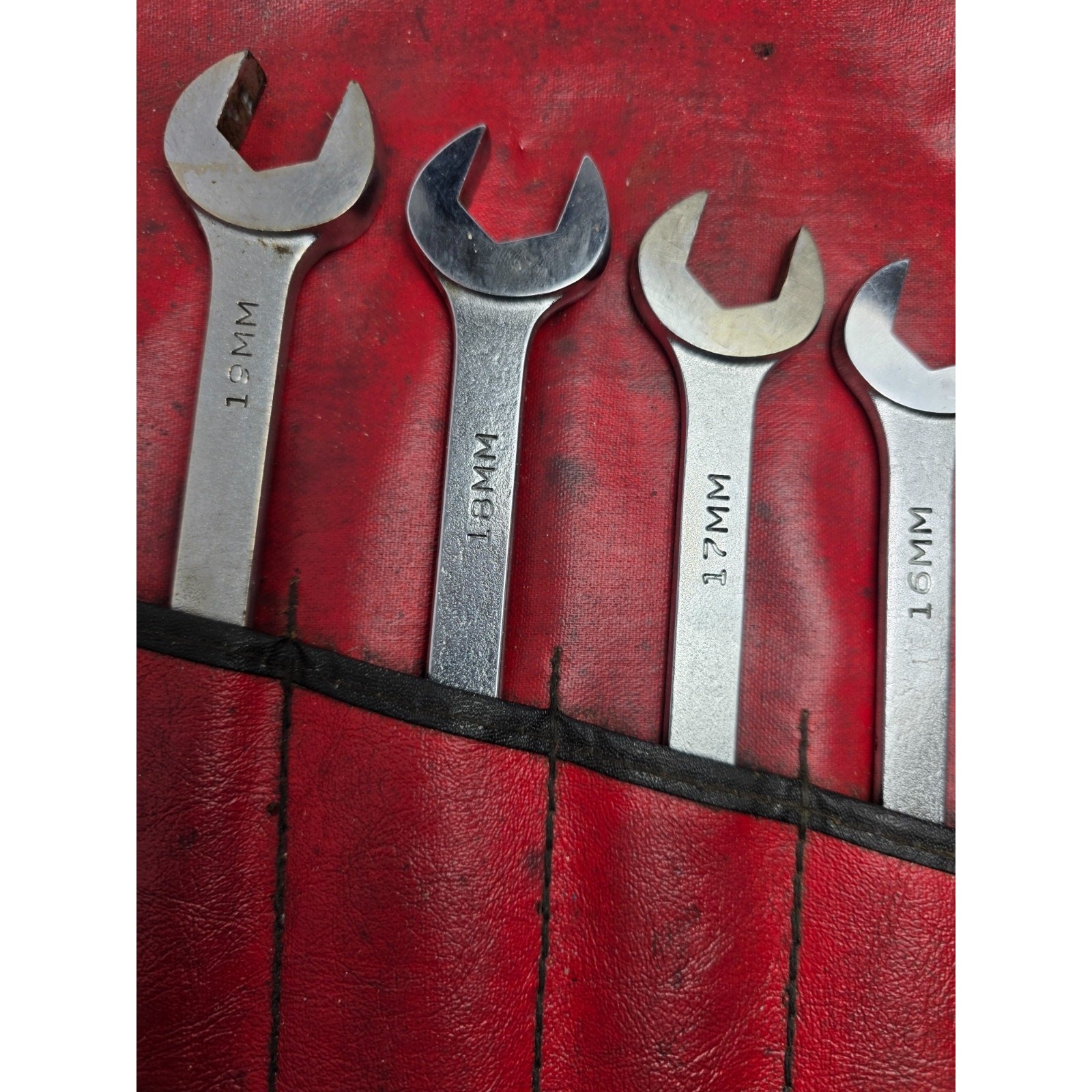 Vintage Mac Tools SML10K Metric Wrench Set Textured Matte USA Made Roll Pouch