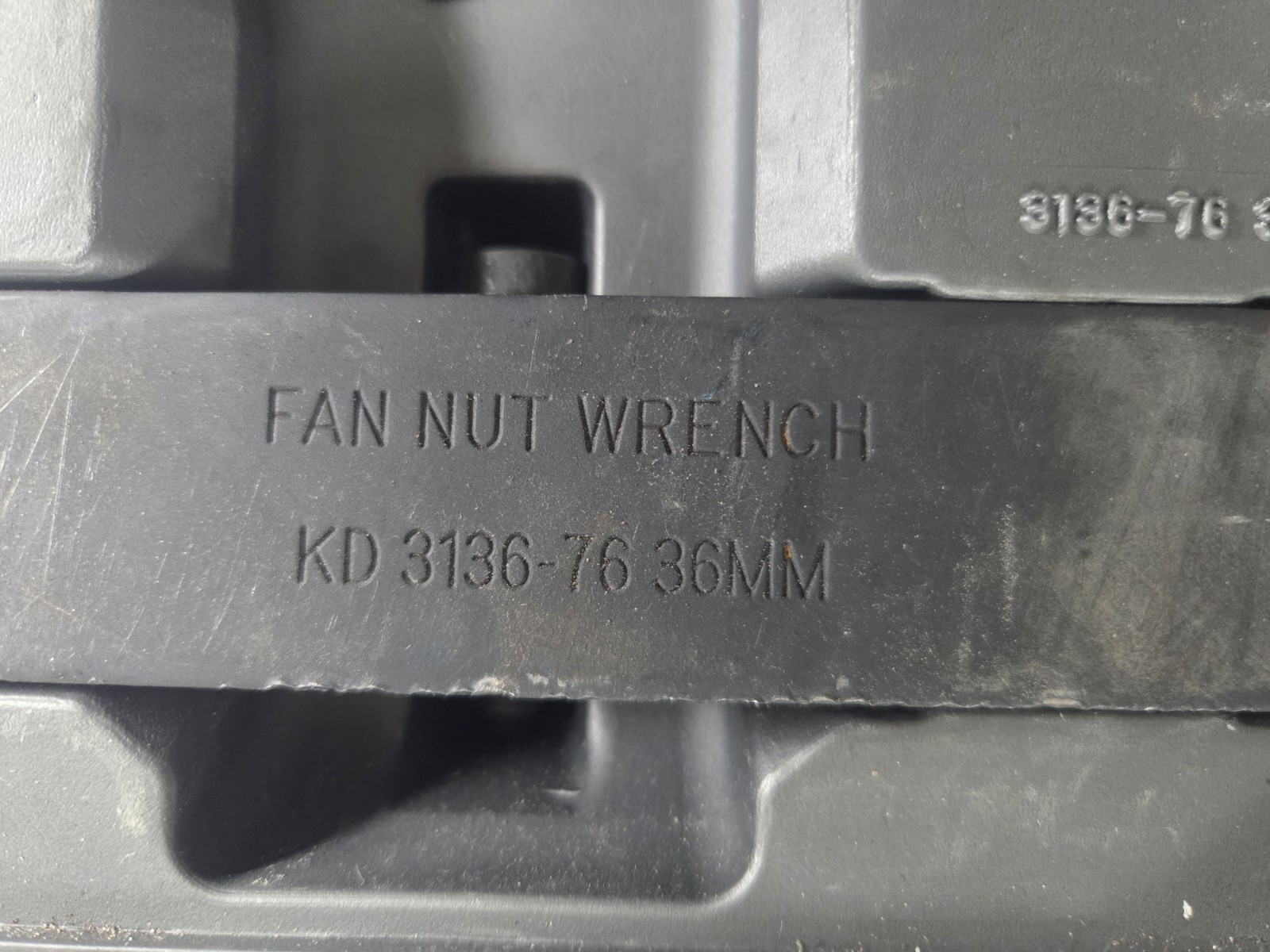 KD Tools Fan Clutch Wrench Master Service Tool Kit KDT41580 ??