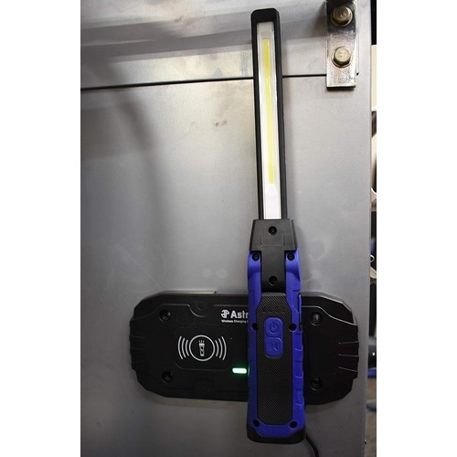 Astro Pneumatic 52SLC LED Slim Work Light, 500×2 Lumens w Wireless Charging Pad