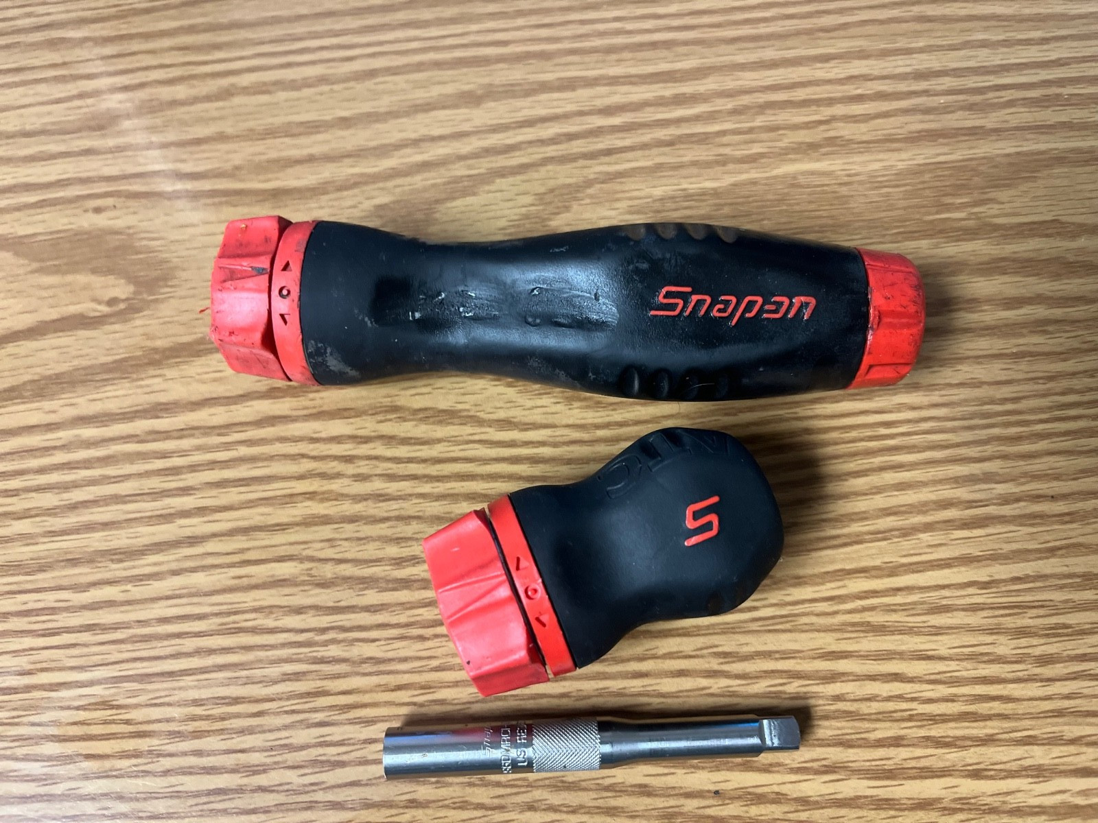 SNAP ON SGDMRC1A & SGDMRC4A – CUSHION GRIP RED & BLACK HANDLES LOC#16