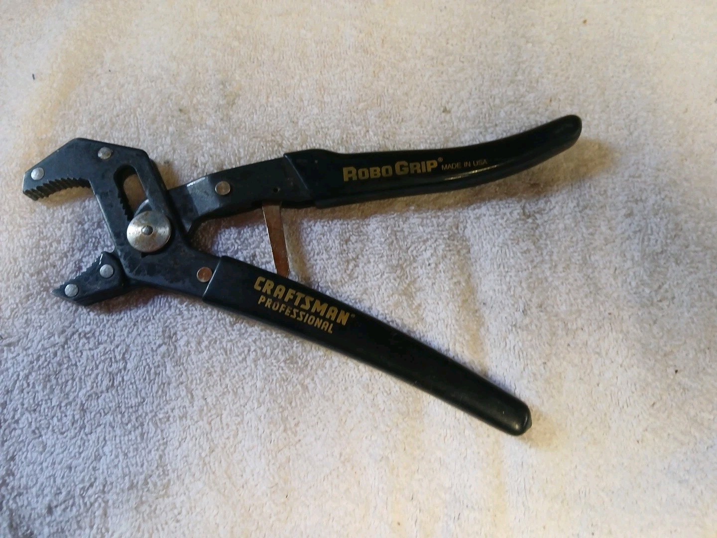 Craftsman Robo Grip 45029 Self Adjusting Pliers