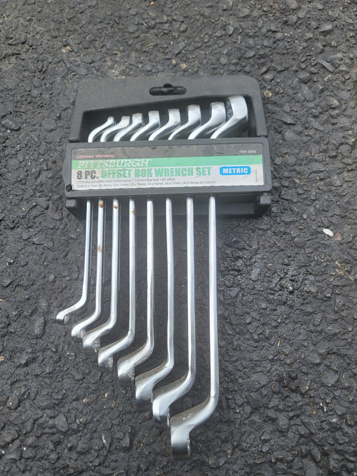 pittsburg 8 pieces metric box wrench.