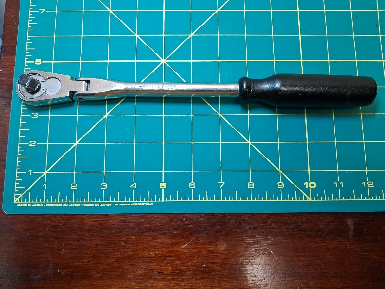 Craftsman 44836 3/8 Drive Quick Release Flex Head Ratchet Black Plastic Grip