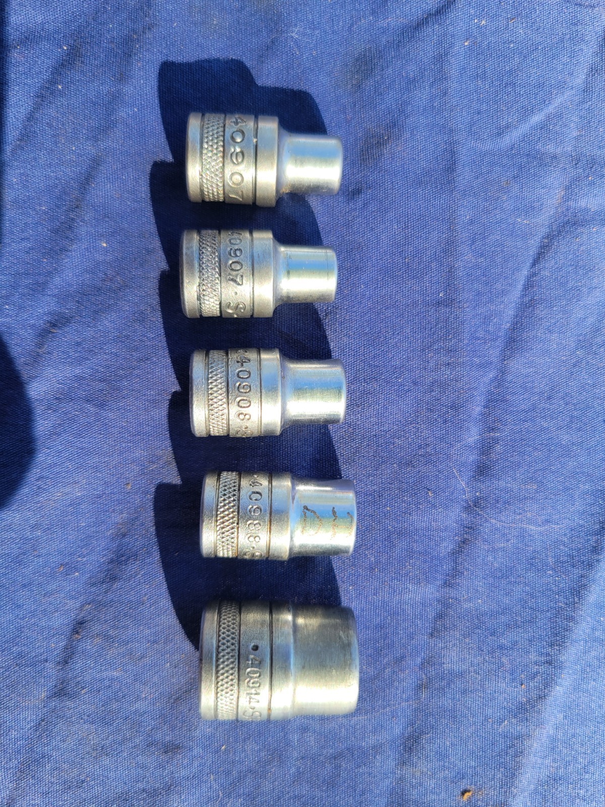 LOT OF 5 S&K 1/4DRIVE SHALLOW SOCKETS Knurled 6pt./8pt./&12pt