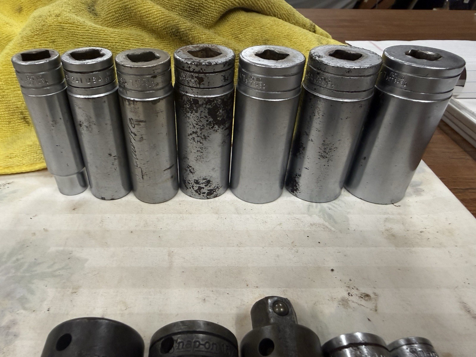 Snap On Sockets And 3/8” 11” Extension. 7—1/2” Drive Deep, 3—1/2” Drive Impact