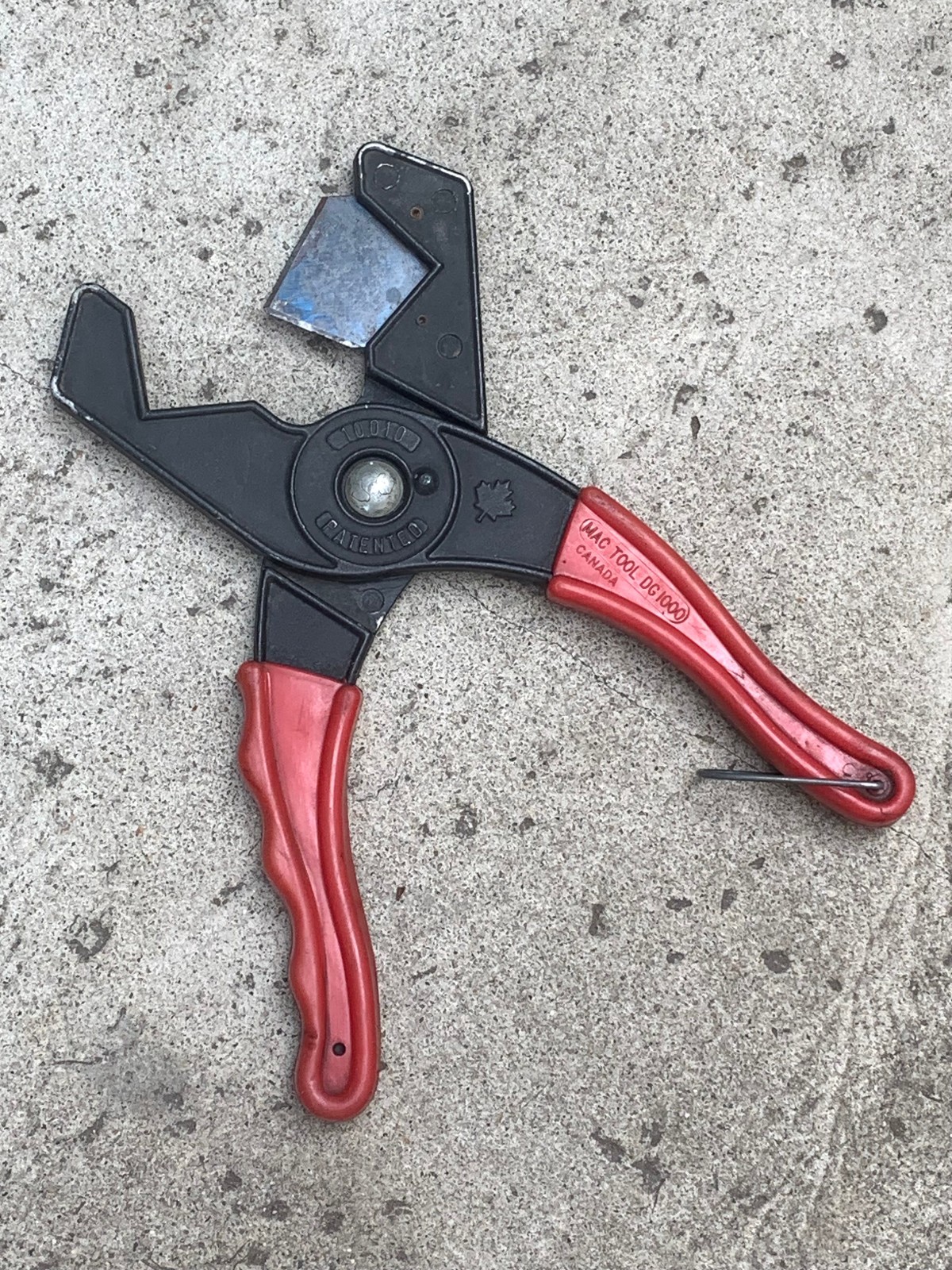 Mac Tool Canada DG1000 Heater Hose Tubing Cutter