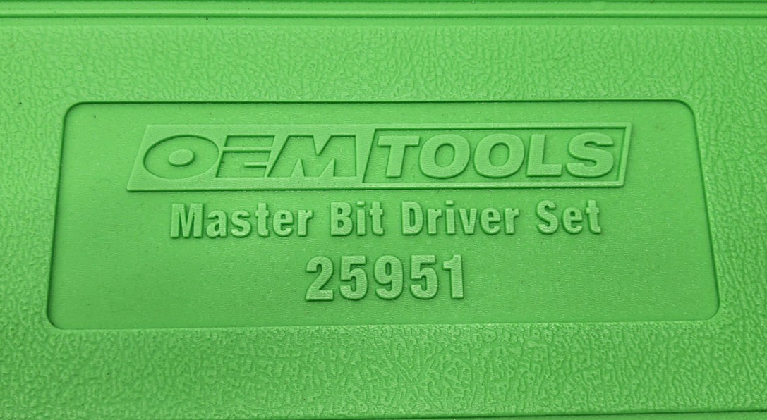 OEMTOOLS 25951 35 Piece 1/4″, 3/8″ and 1/2″ Drive Star / Torx Bit Set
