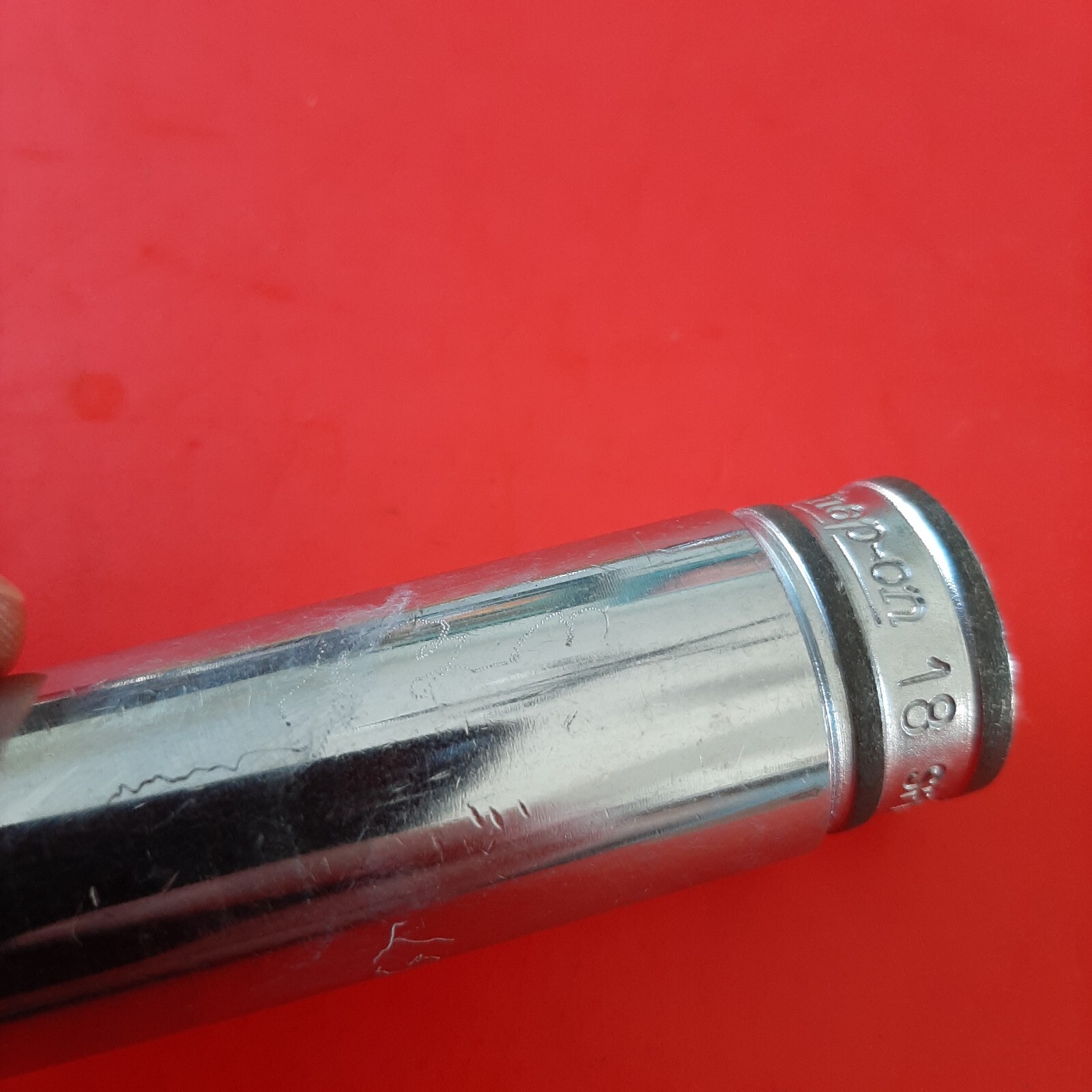 Snap-on Tools USA 3/8″ Drive 18mm Metric 12 Point Deep Chrome Socket SFM18