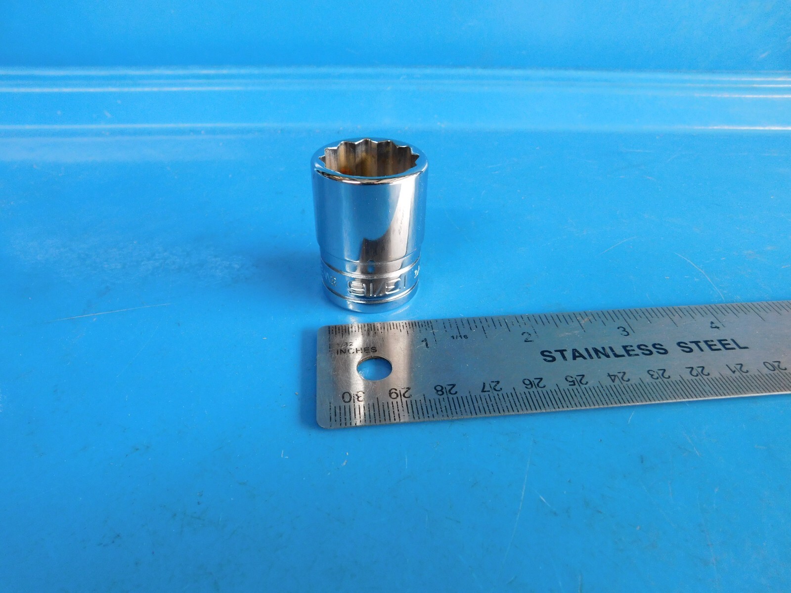 USED, SNAP ON TOOLS «13/16 IN.» 1/2 IN. DR.SHORT 12 PT. SOCKET, PART #SW261