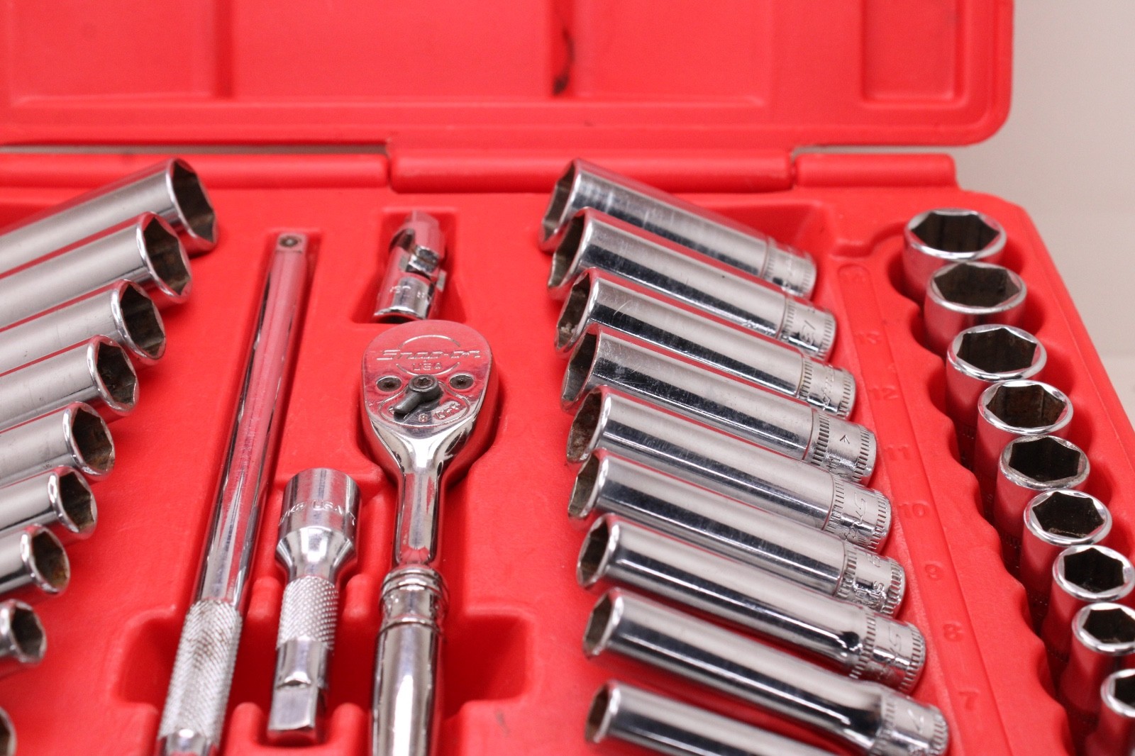 Snap-on 144TMPB 44 Piece 1/4″ Drive 6-Point Metric/ SAE General Service Set USA