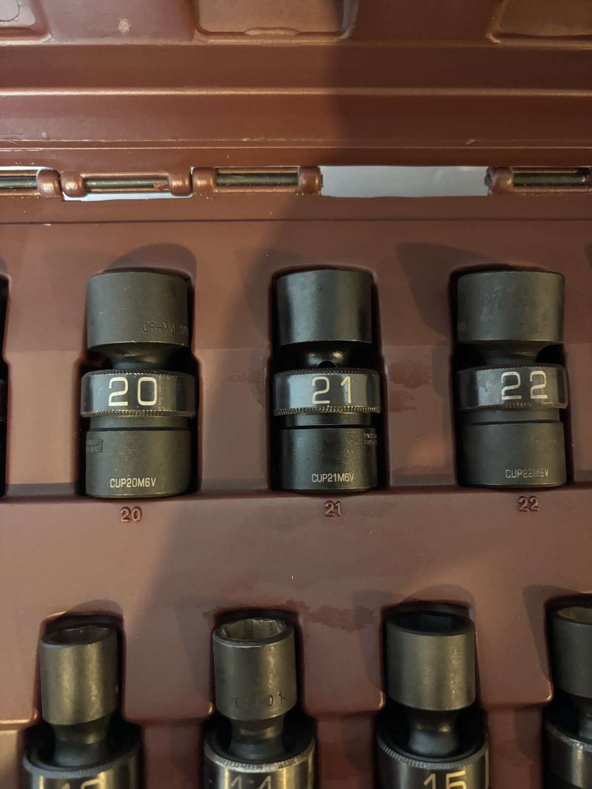 Matco Tools 13 Pc 1/2″ Metric 6 Pt ADV Universal Impact Socket Set – SCUPM136V