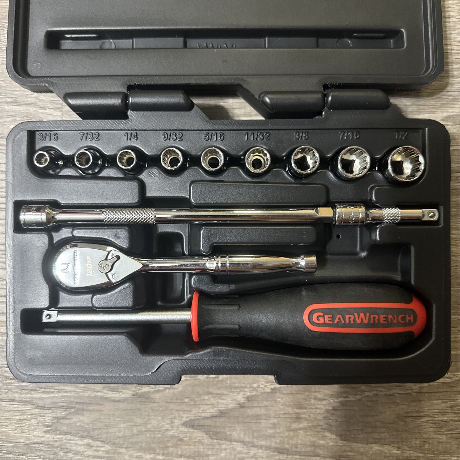 GearWrench 13 Pc SAE 12 Pt Socket Set Hard Case 80324DELTA Rare Delta AMT 2014