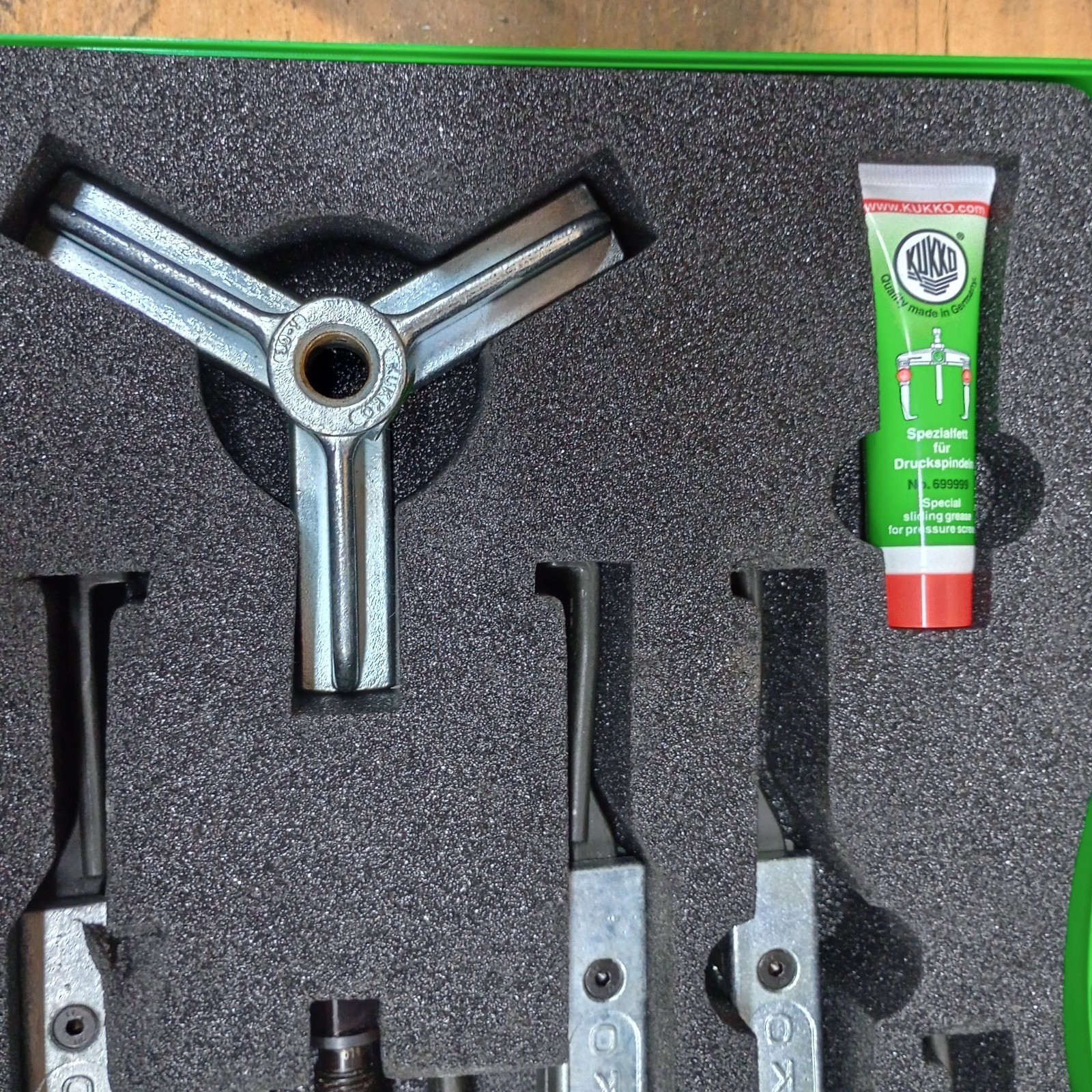 Kukko KS-2030-1-193+S Precision German Puller Set