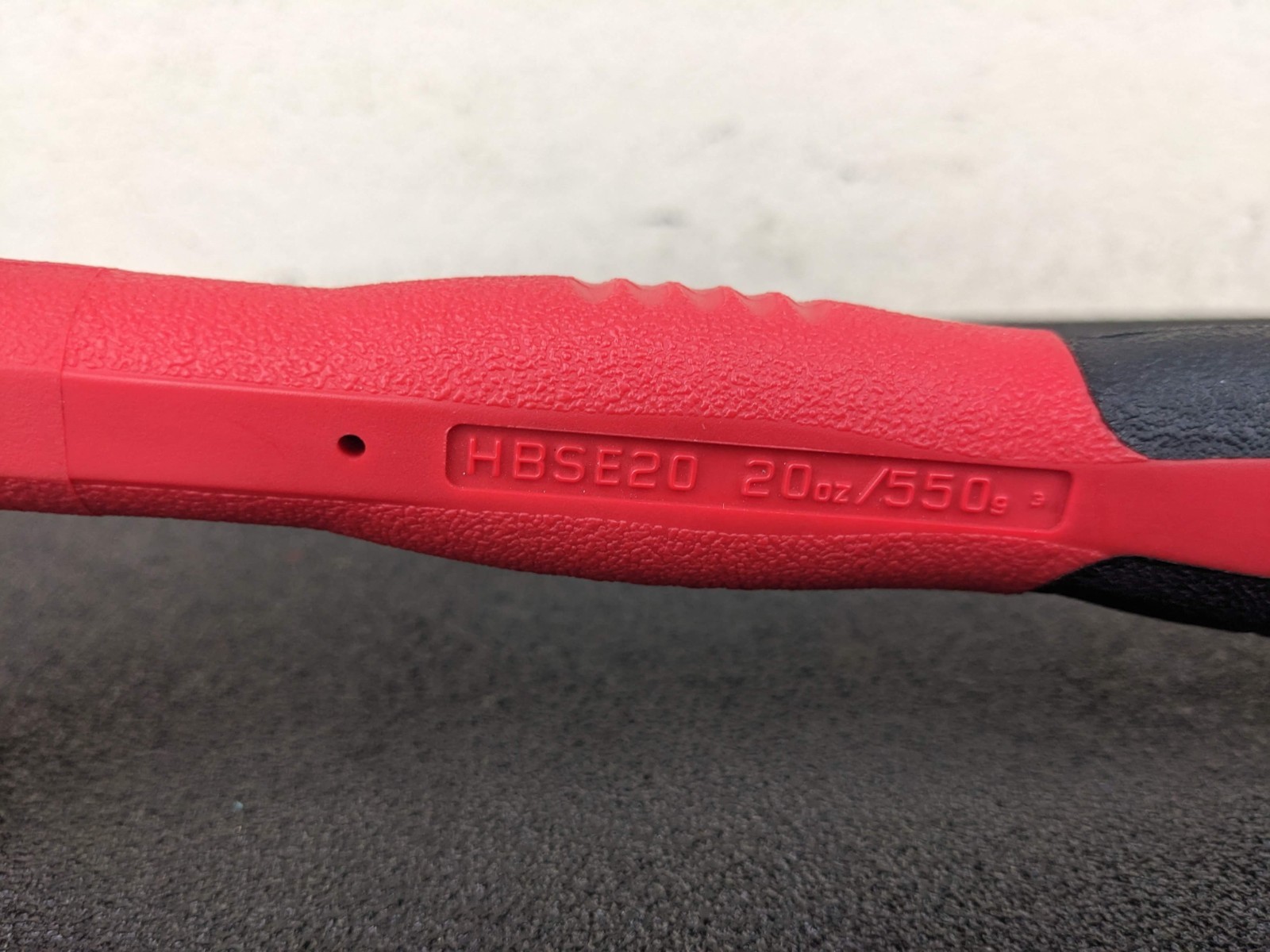 #bo729 Snap-on HBSE20 20oz/550g 11″ RED Handle Soft Grip Dead Blow Hammer USA