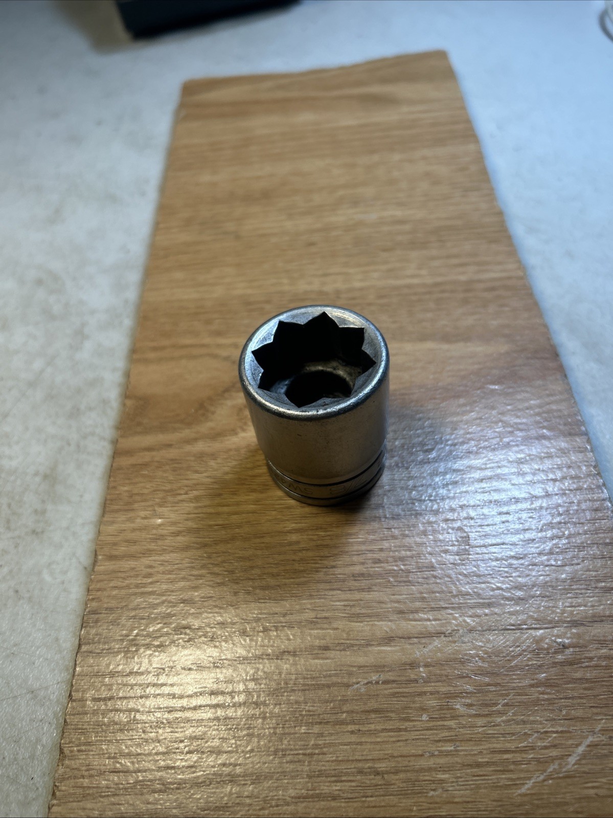 SNAP ON TOOLS – 7/8″ Double-Square 8-Point Shallow Socket,1/2” Drive, # SW428