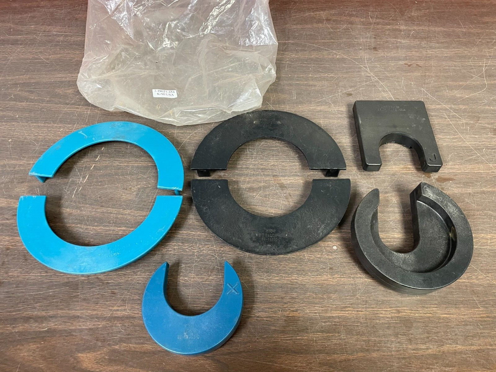 VINTAGE KENT MOORE STRUT COMPRESSOR TOOLS LOT OF 7 PIECES 123