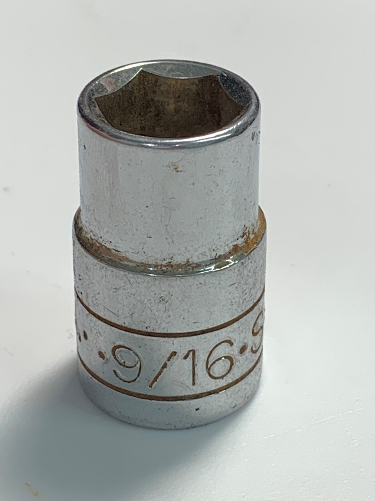 SK Hand Tools 40118 1/2″ Dr. 9/16″ 6pt Standard Fractional Chrome Socket