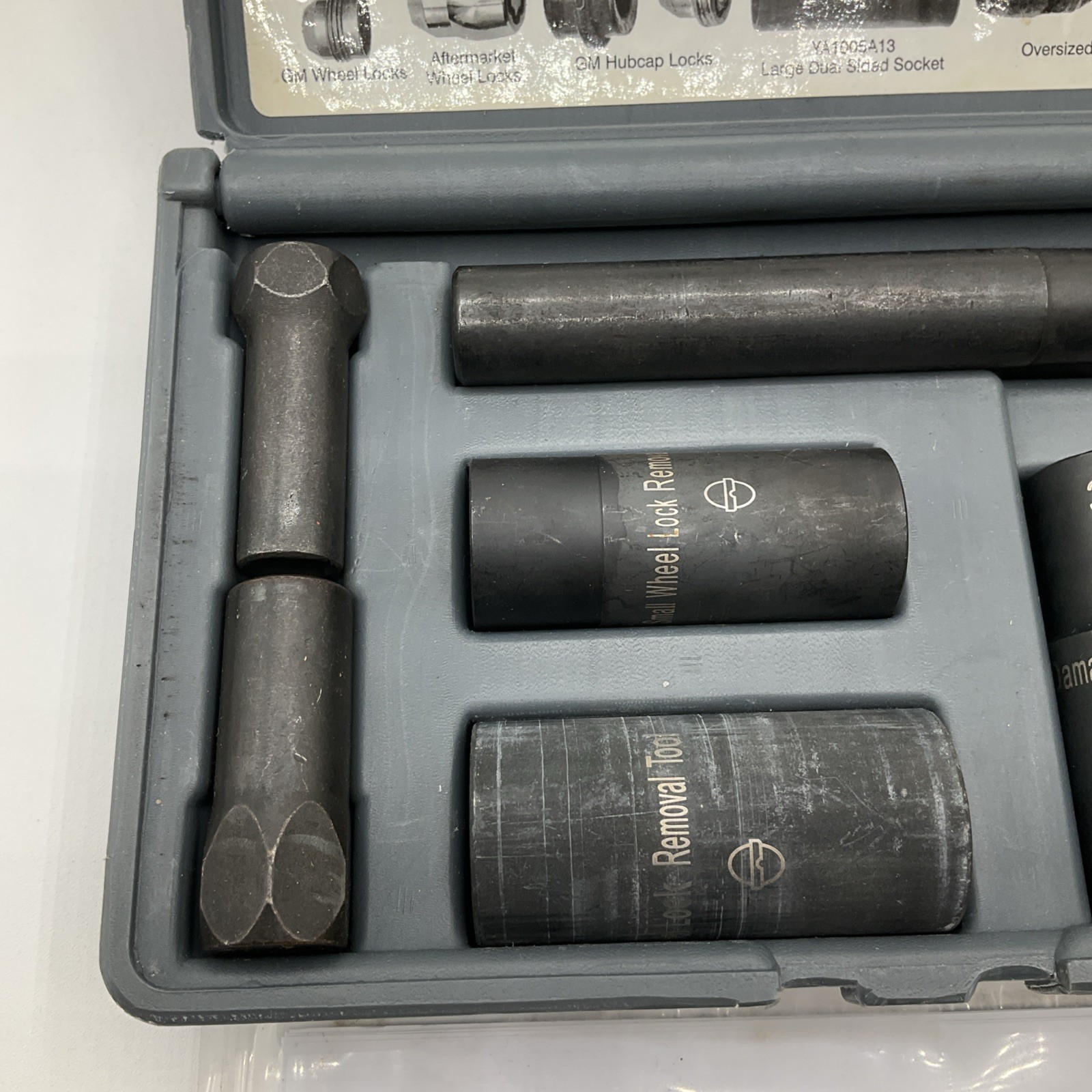 Blue-Point YA1005C Deluxe Hubcap And Wheel Lock Removal Kit