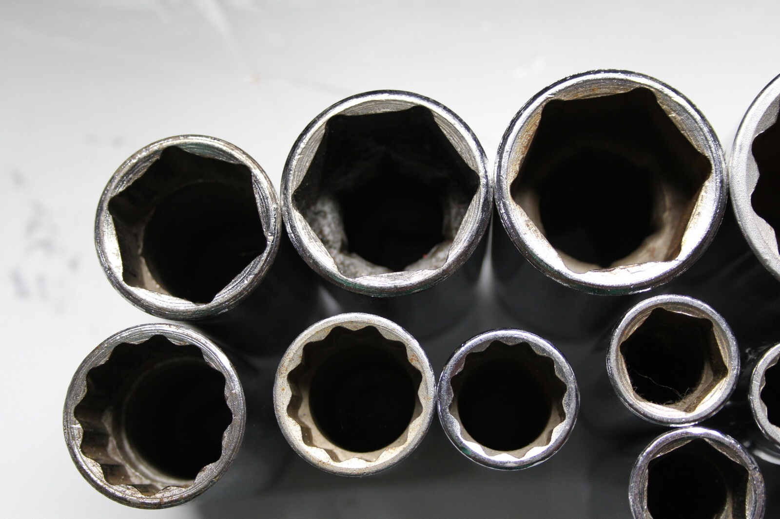 SNAP-ON TOOLS 1/2″ Drive 12- / 6-POINT SAE DEEP CHROME SOCKET SET 14PCS USA