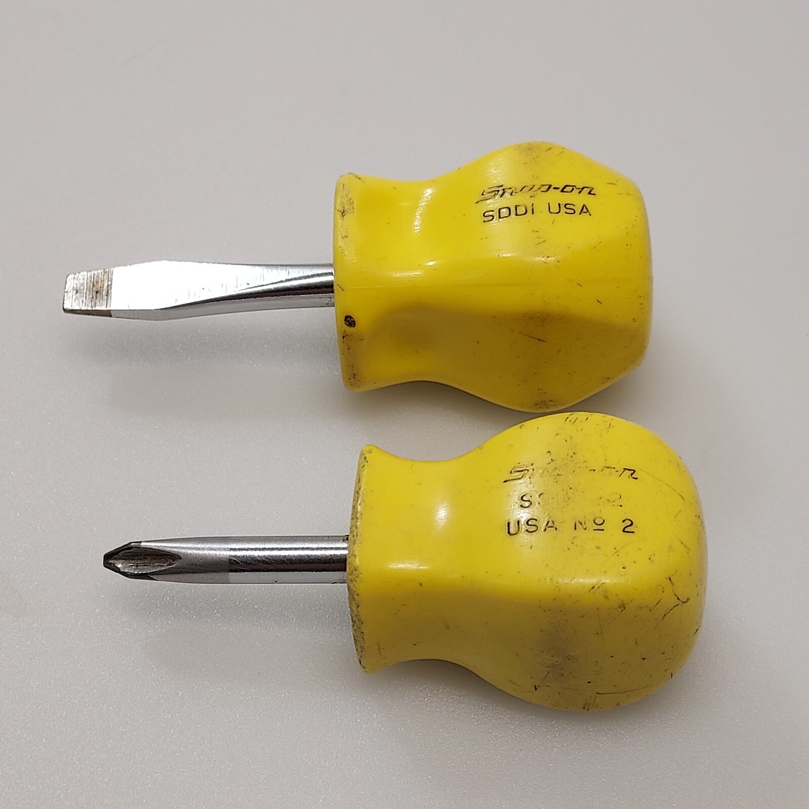 SNAP-ON TOOLS STUBBY SCREWDRIVERS YELLOW SDD1 FLAT TIP AND SDDP2 #2 PHILIPS OEM