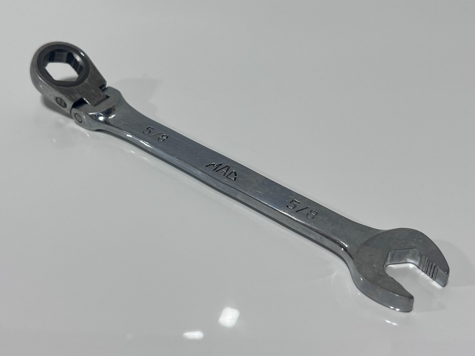 MAC Tools RWF220 SAE 5/8″ Flex Head Ratcheting Combination Wrench – 12 Point