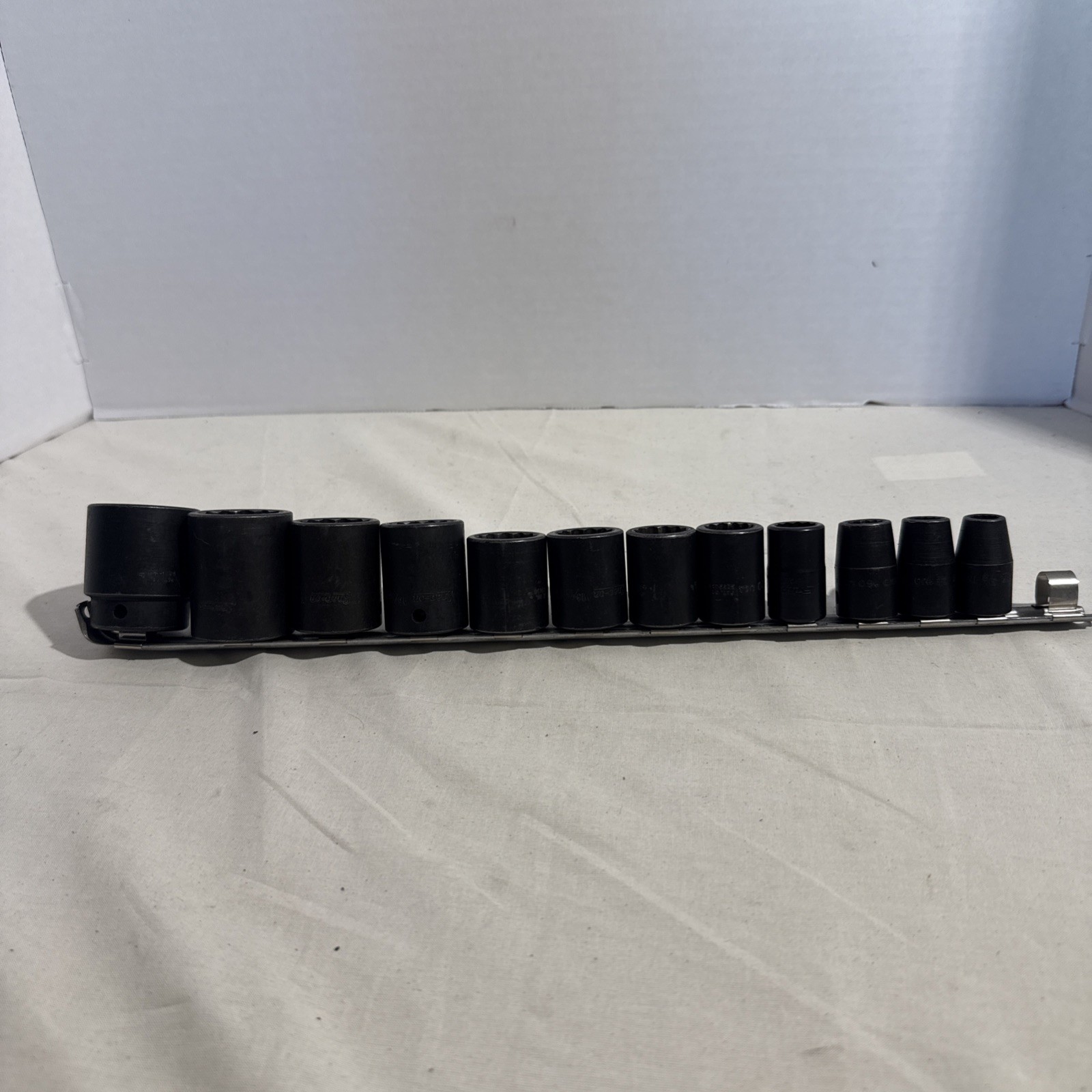 SNAP ON IMPACT SOCKET SET 1/2 DRIVE 12 POINT 12 PIECE SAE 313IMD 3/8 to 1 1/4